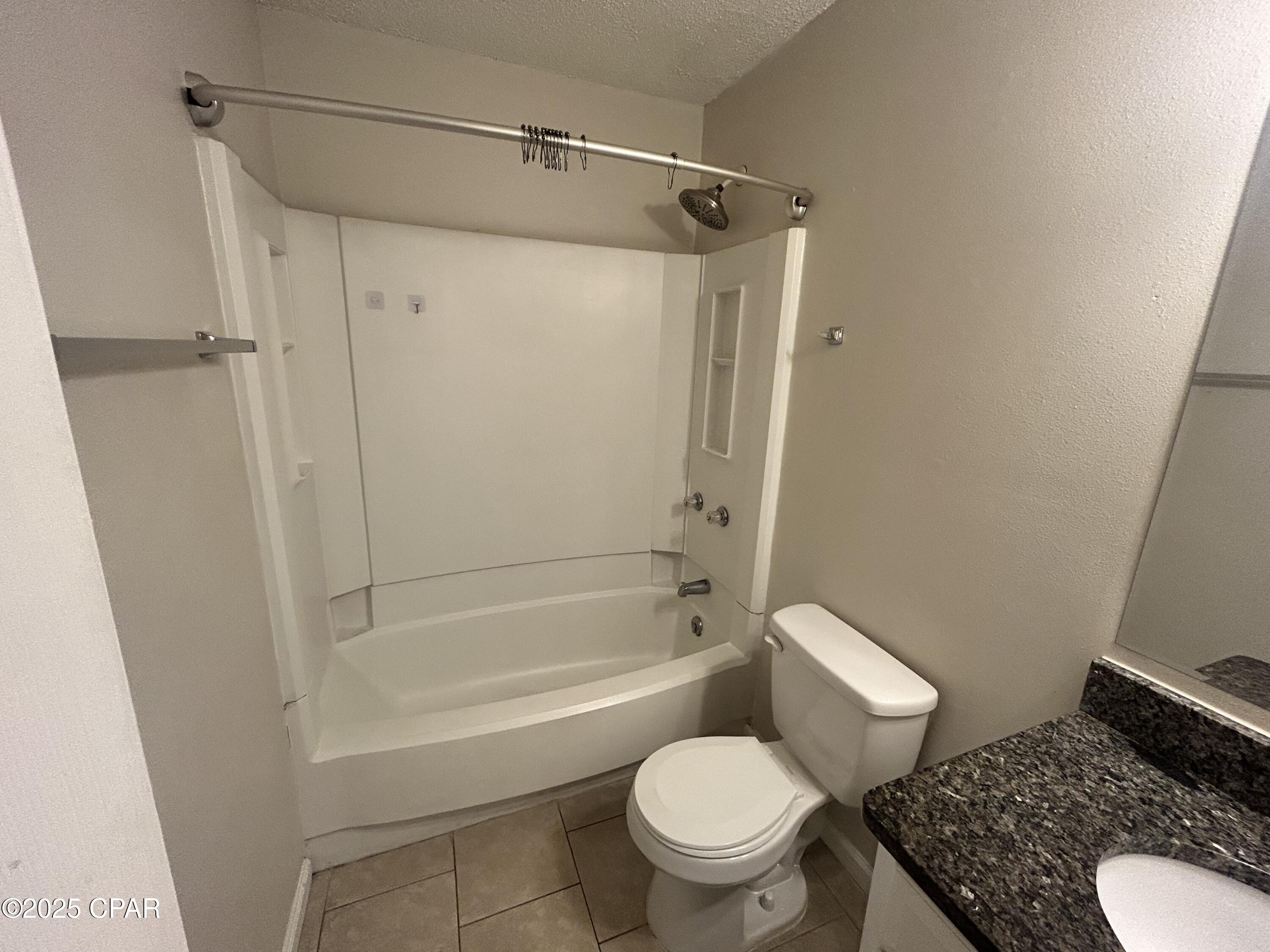 Image 9 For 3914 11th Street 602