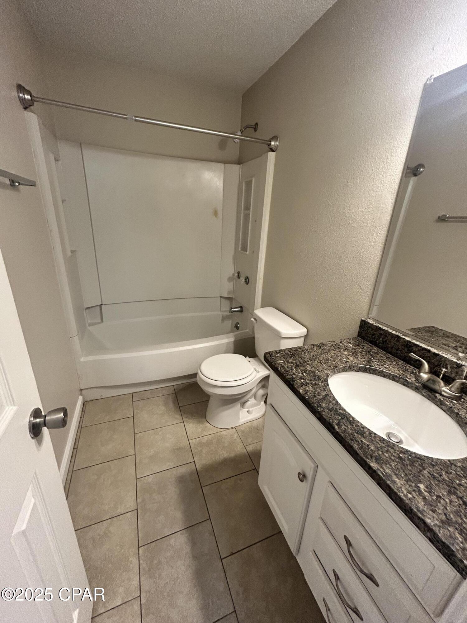 Image 12 For 3914 11th Street 701