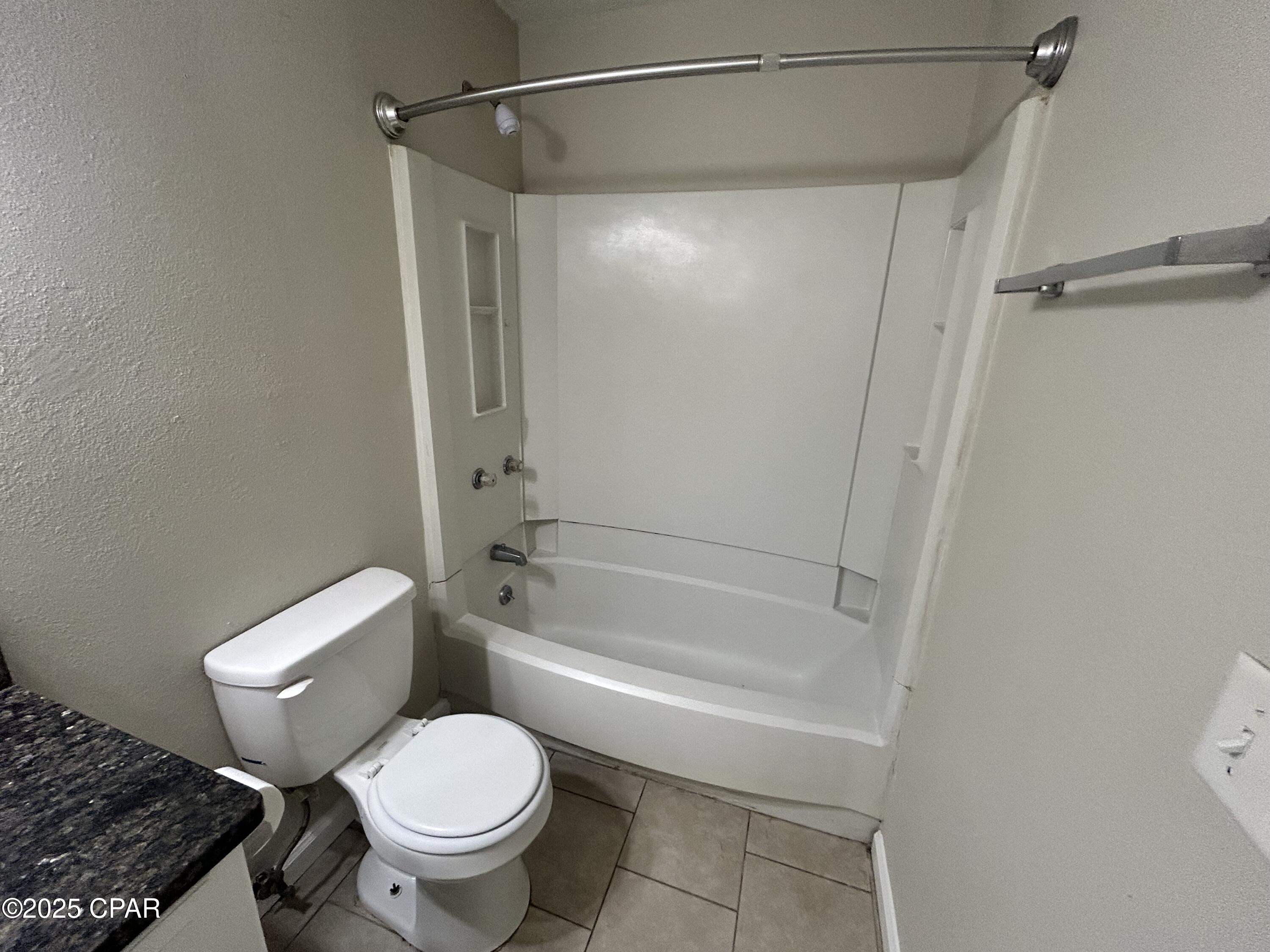 Image 7 For 3914 11th Street 701