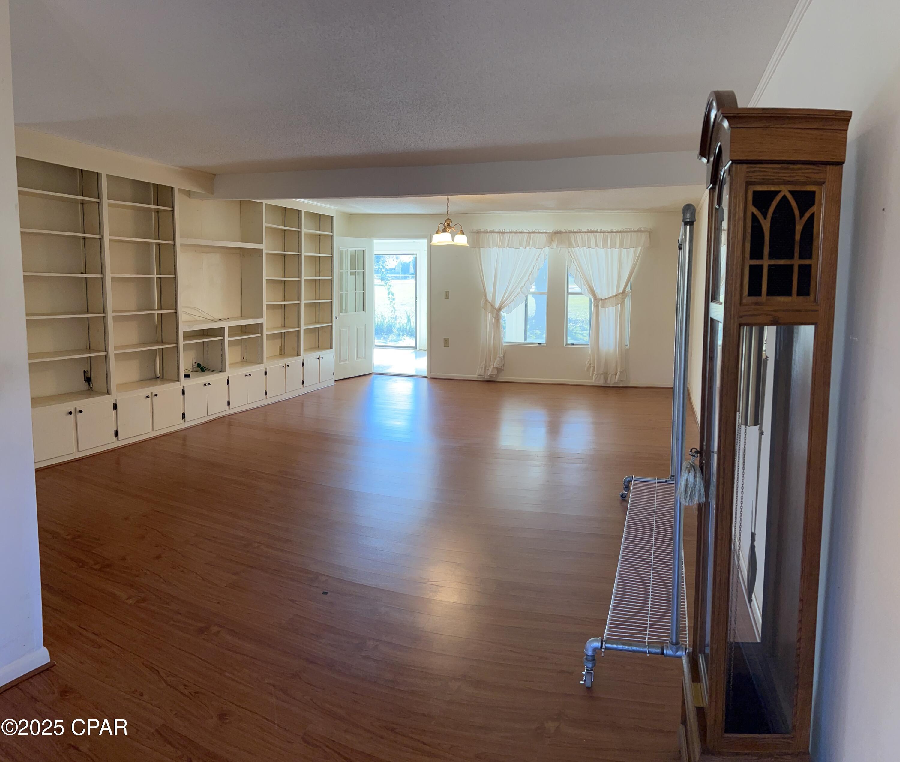 Image 13 For 1025 19th Street 3a