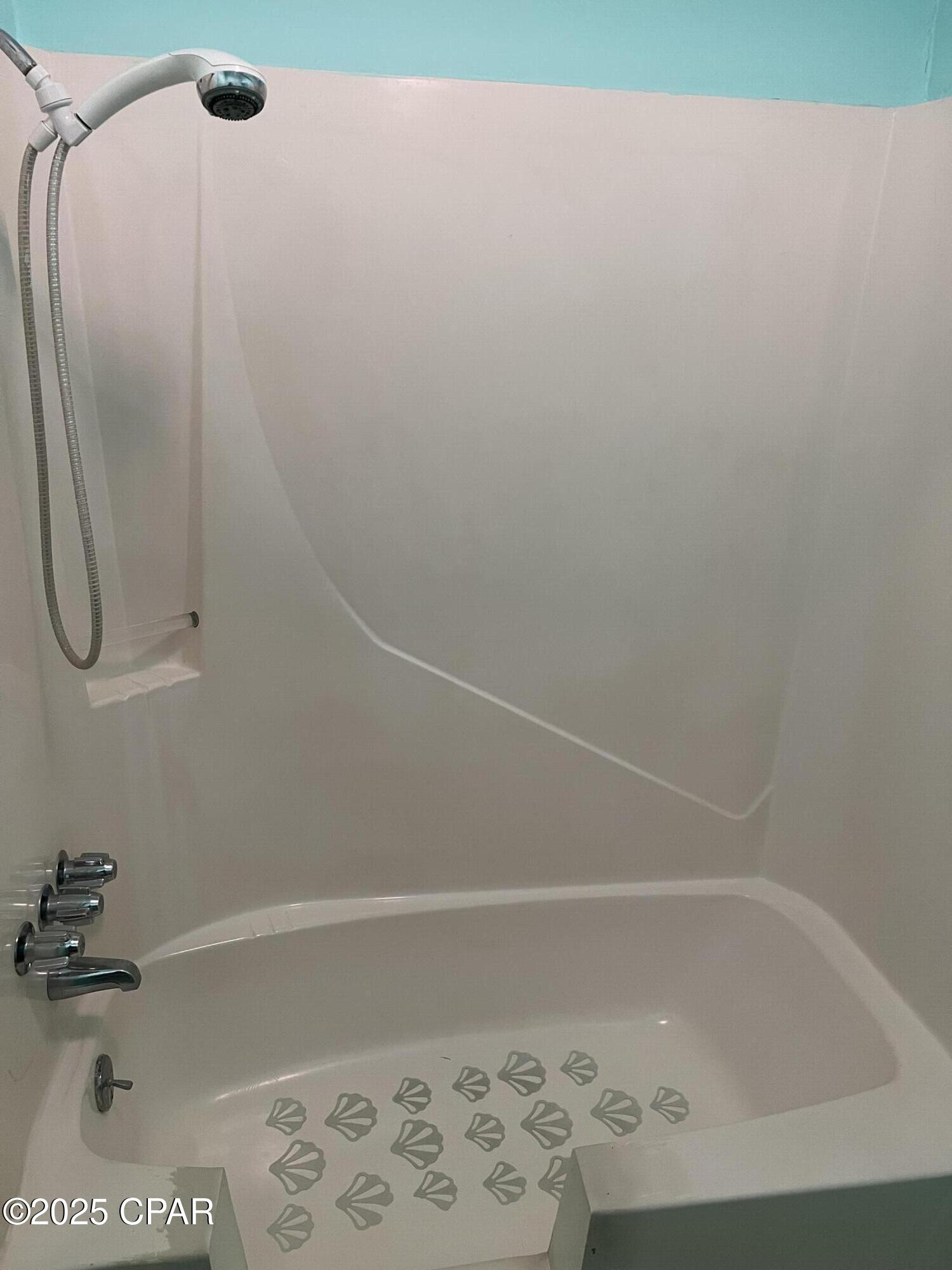 Image 6 For 1025 19th Street 3a