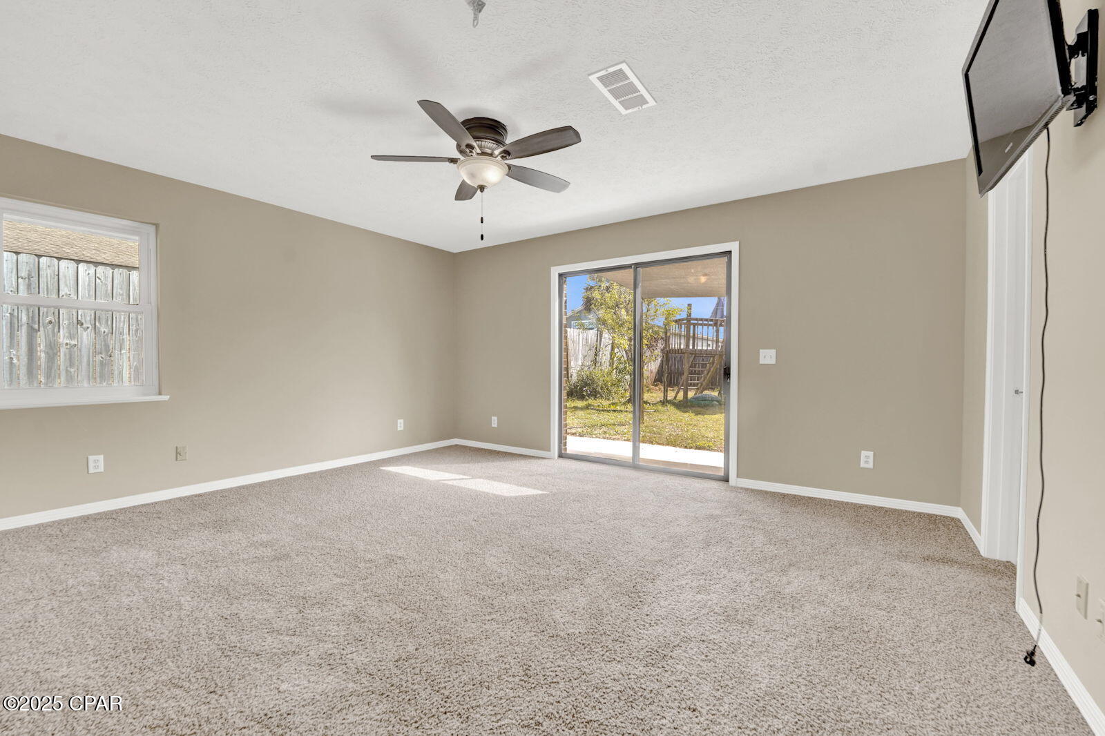 Image 17 For 3205 Wood Valley Road