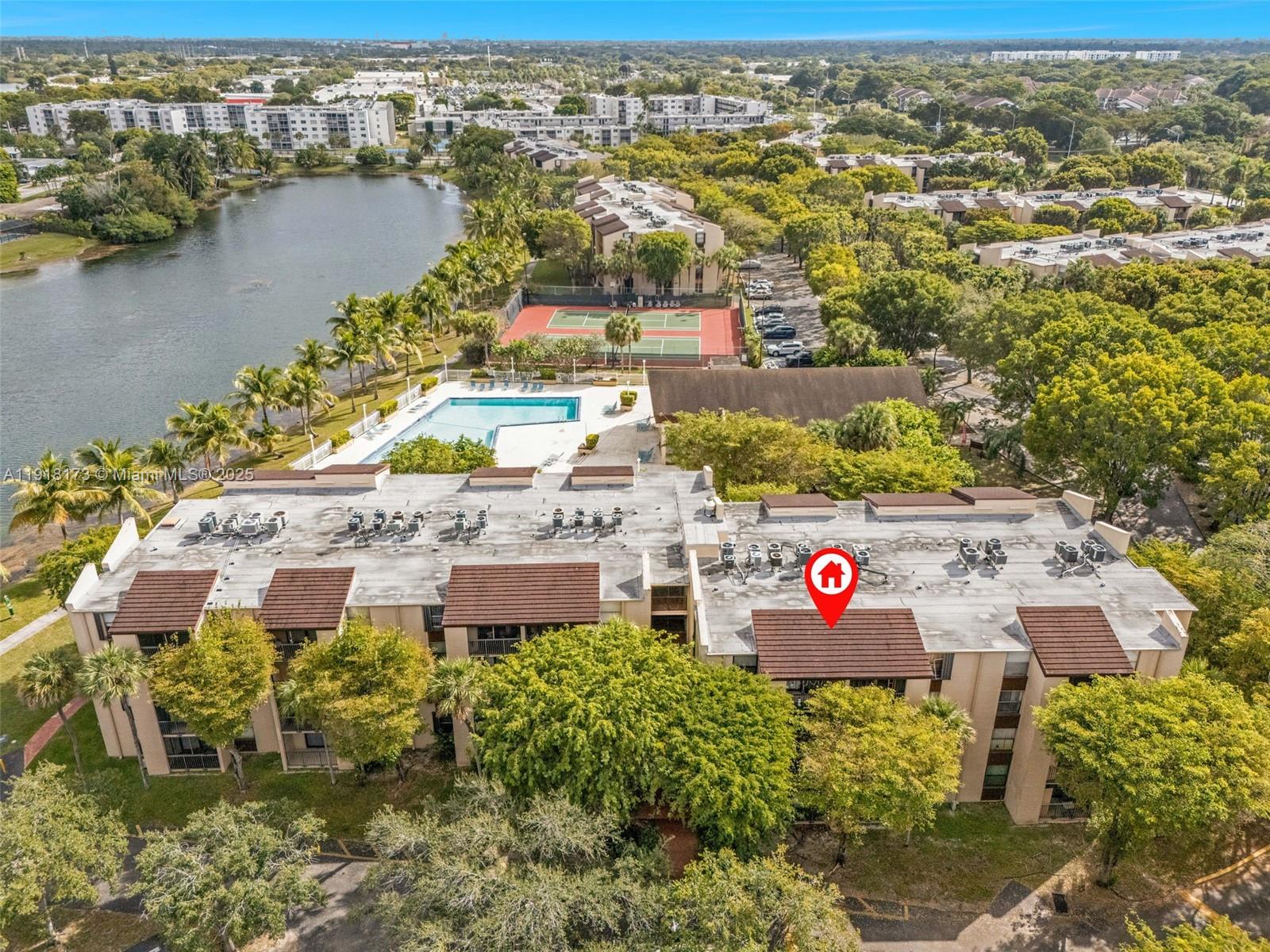 Promenade At Kendale Lake