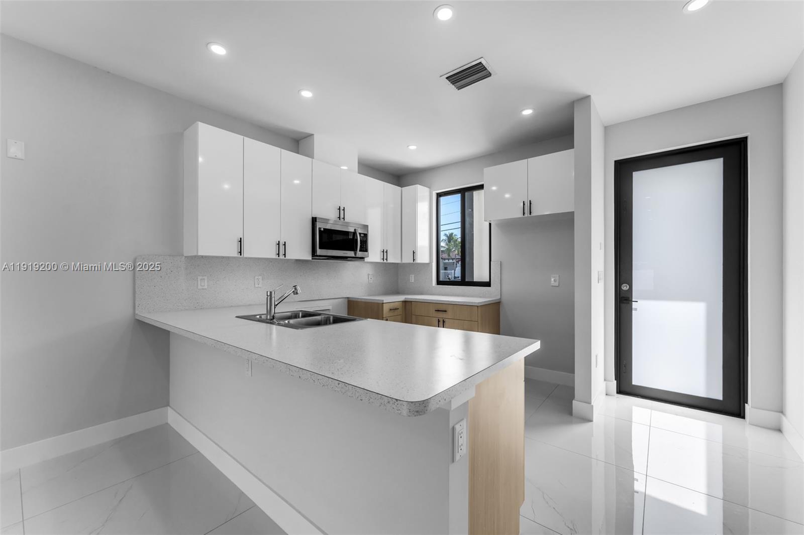 Homes for sale in Miami, FL | 12381 Sw 220Th St, Miami, FL 33170 | MLS# A11919200