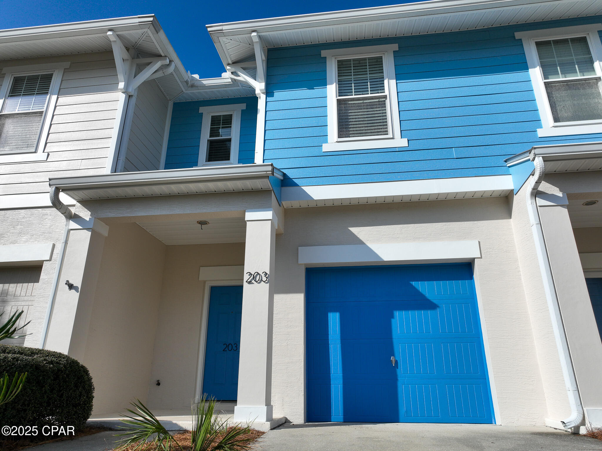 Image 2 For 203 Sand Oak Boulevard