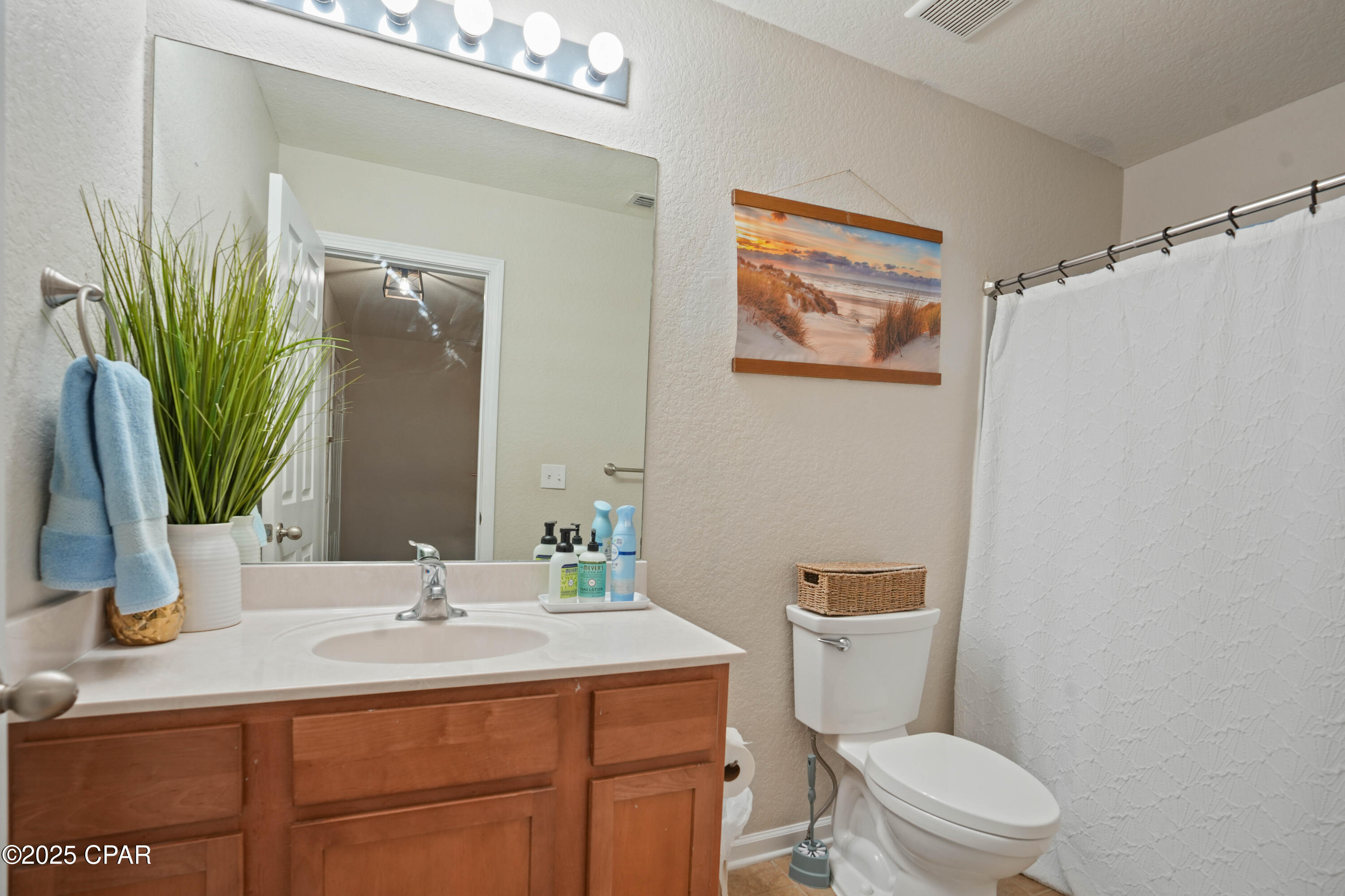 Image 23 For 203 Sand Oak Boulevard