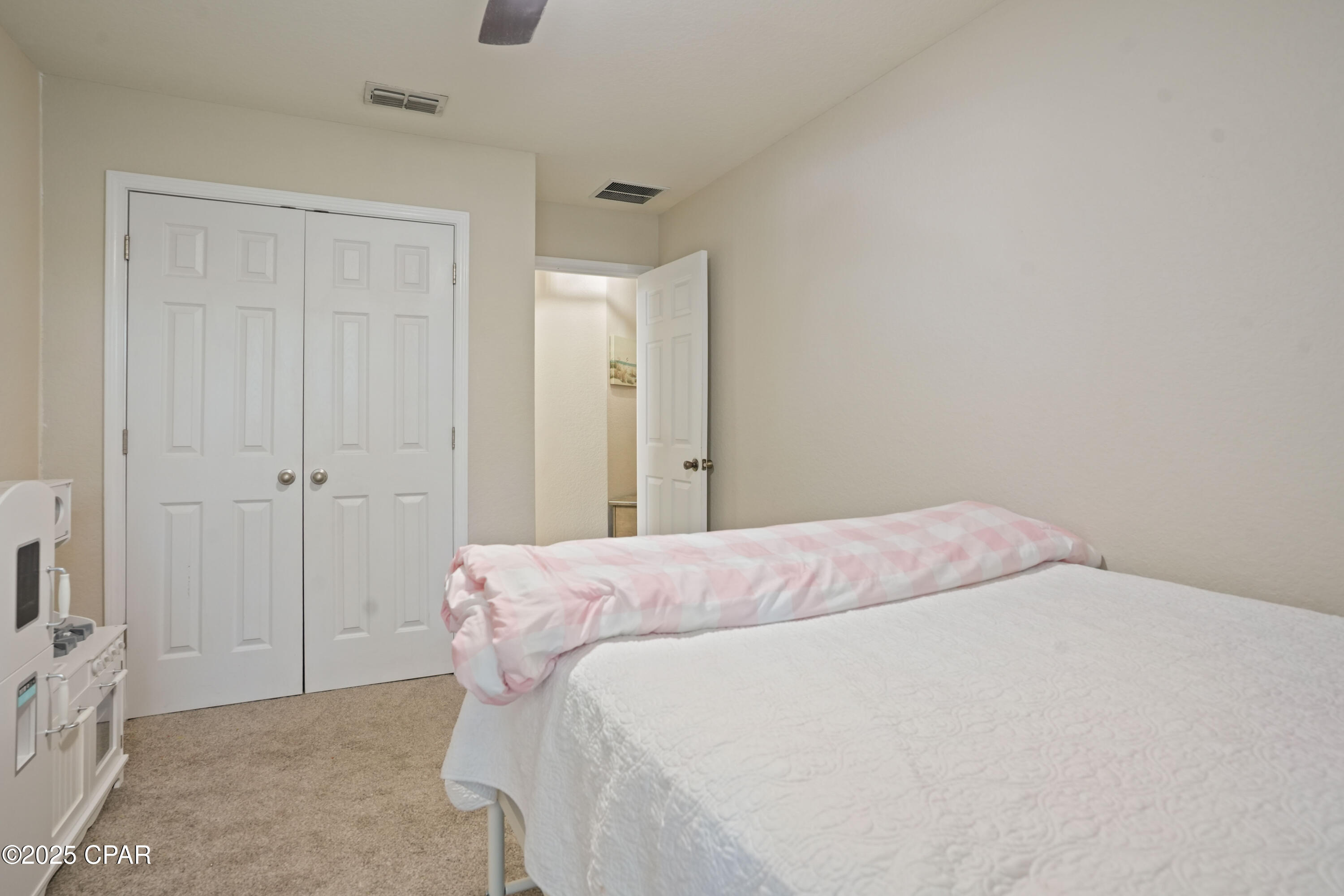 Image 25 For 203 Sand Oak Boulevard