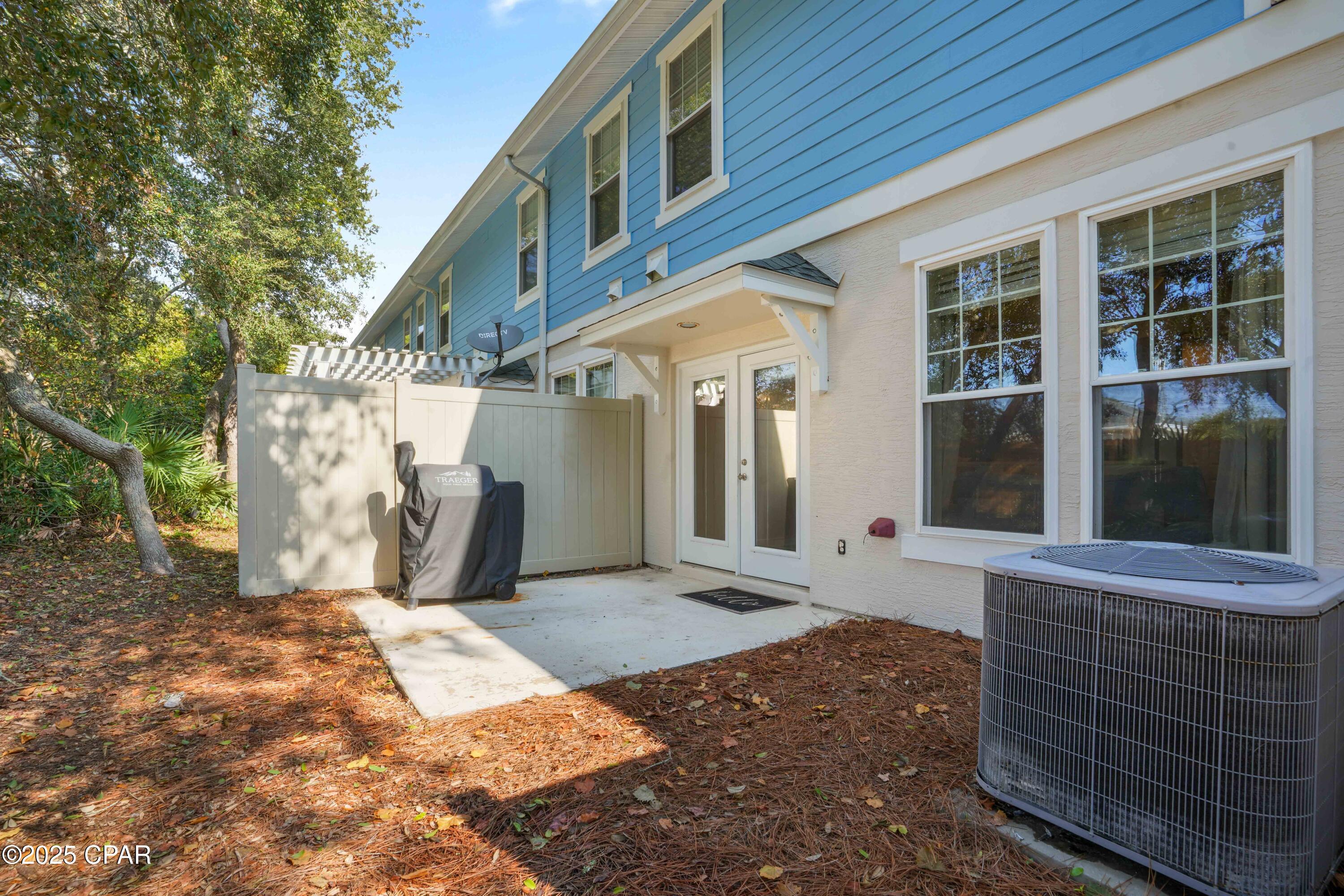 Image 36 For 203 Sand Oak Boulevard