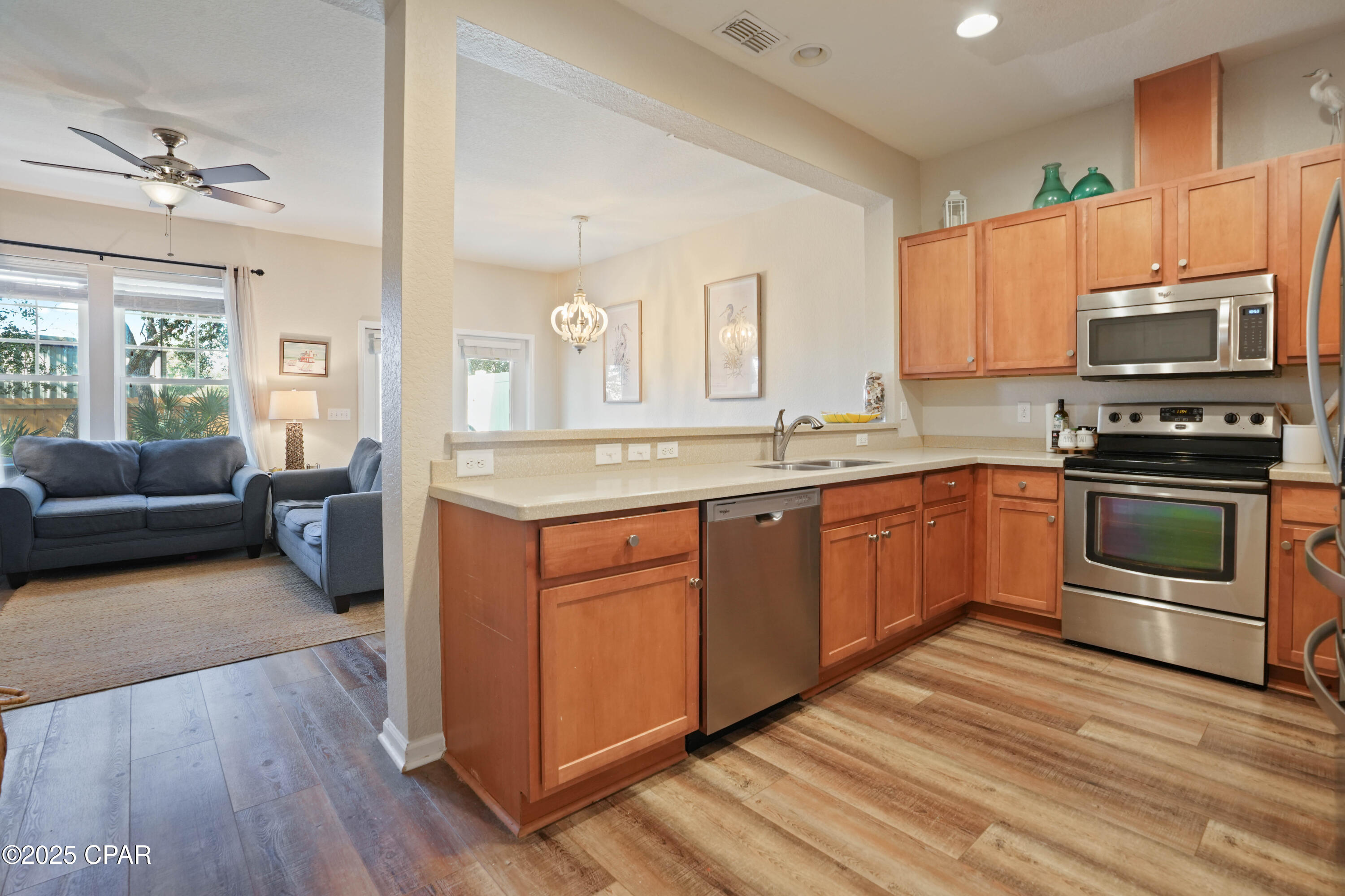 Image 6 For 203 Sand Oak Boulevard