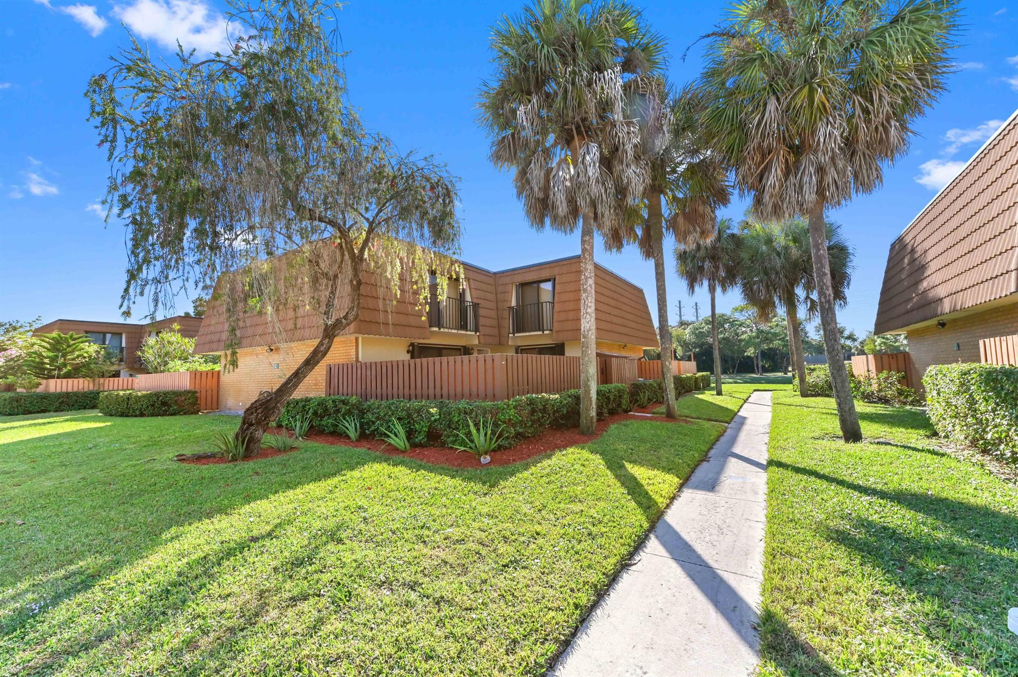 Village Of Sandalwood Lak