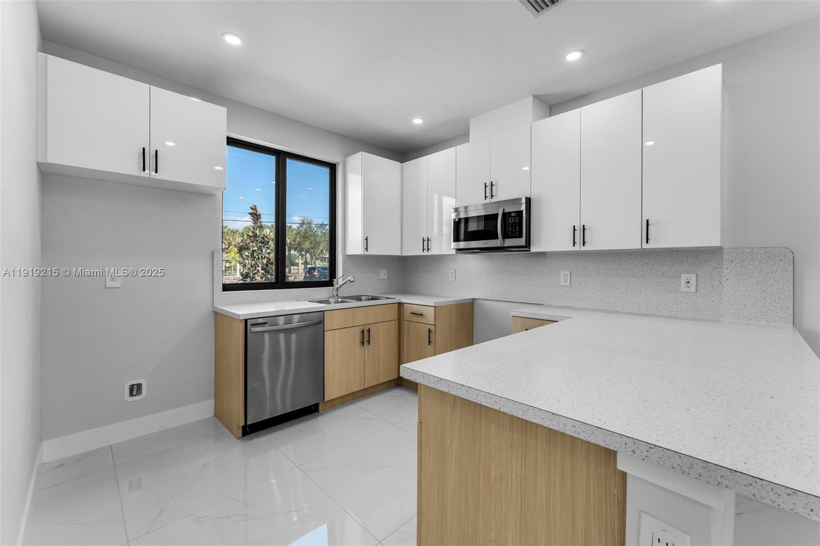 Homes for sale in Miami, FL | 12344 Sw 219Th St, Miami, FL 33170 | MLS# A11919215