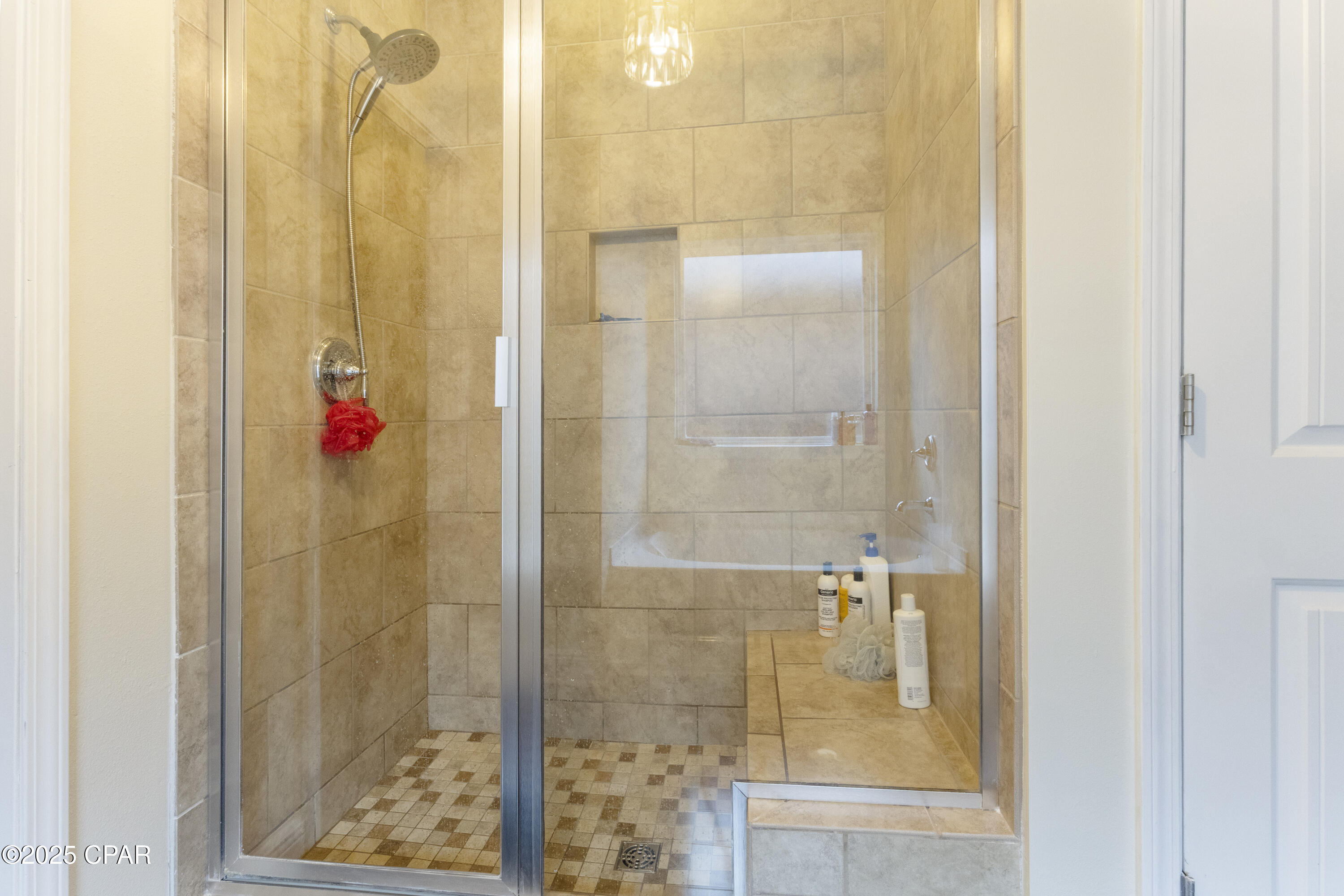 Image 14 For 105 Shoreview Drive