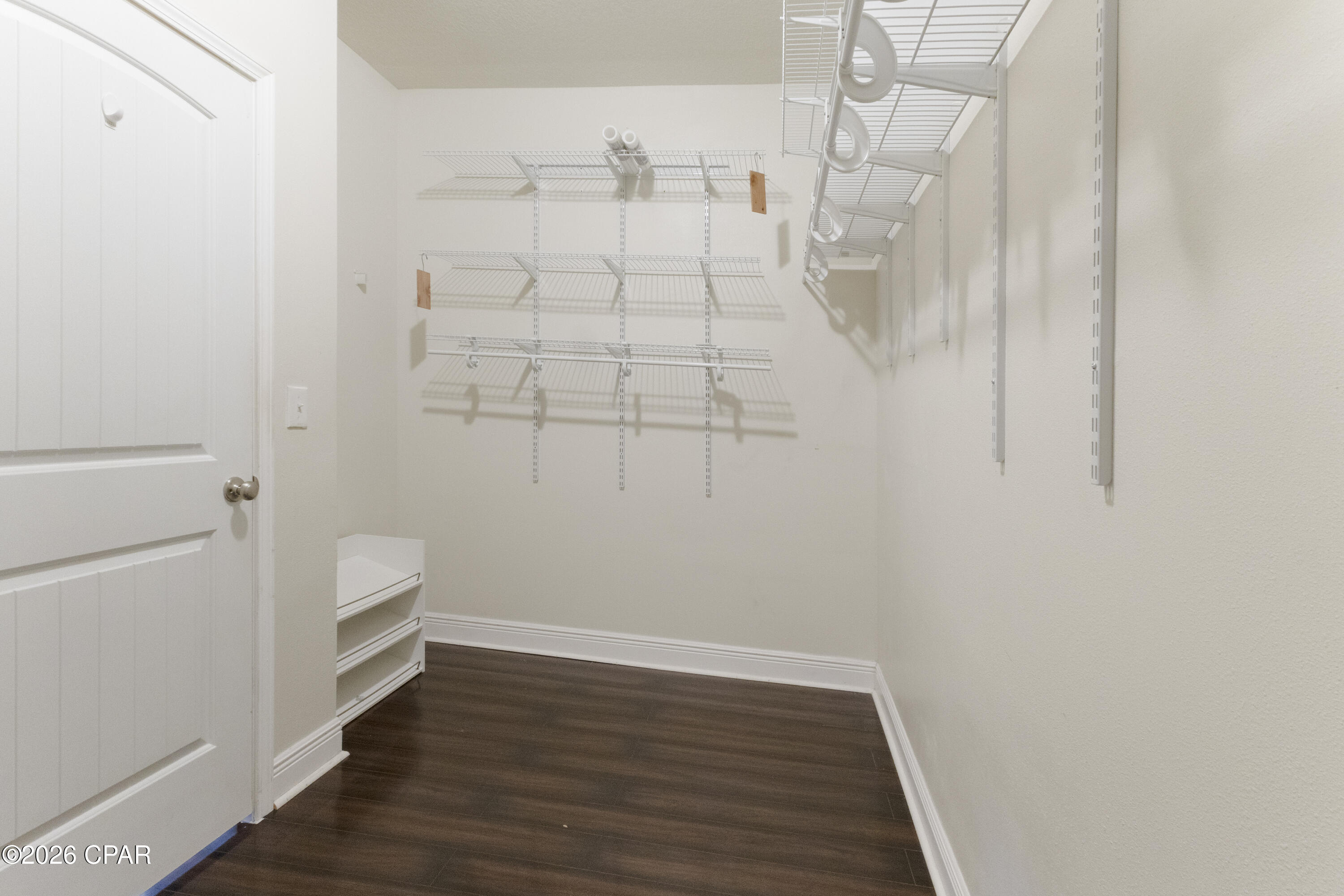 Image 16 For 105 Shoreview Drive