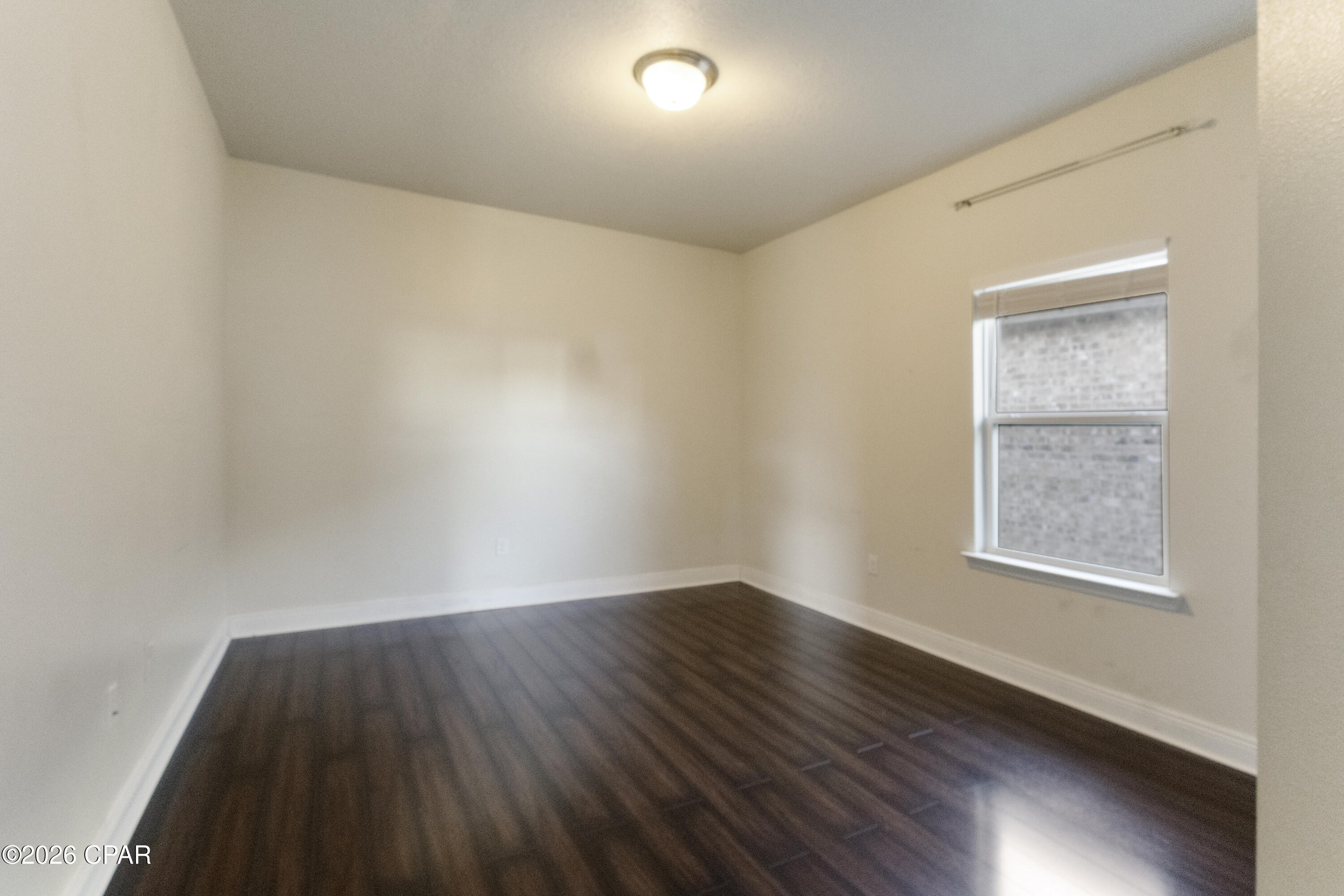 Image 17 For 105 Shoreview Drive