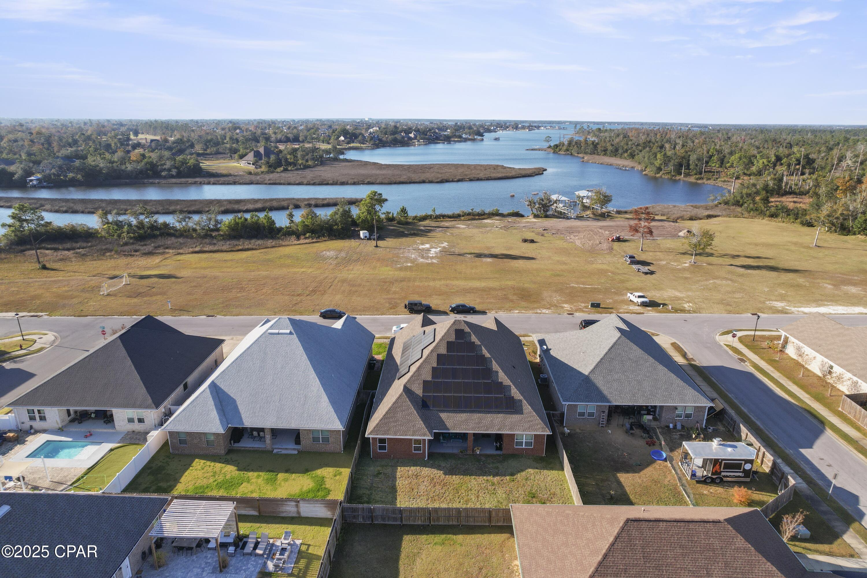 Image 2 For 105 Shoreview Drive