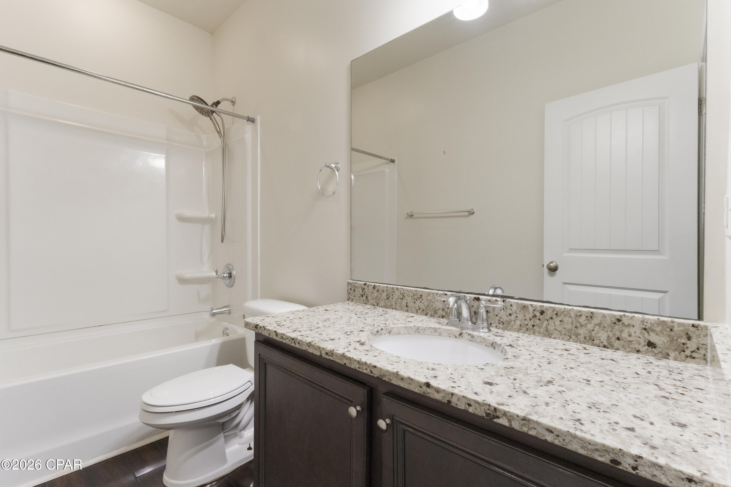 Image 20 For 105 Shoreview Drive