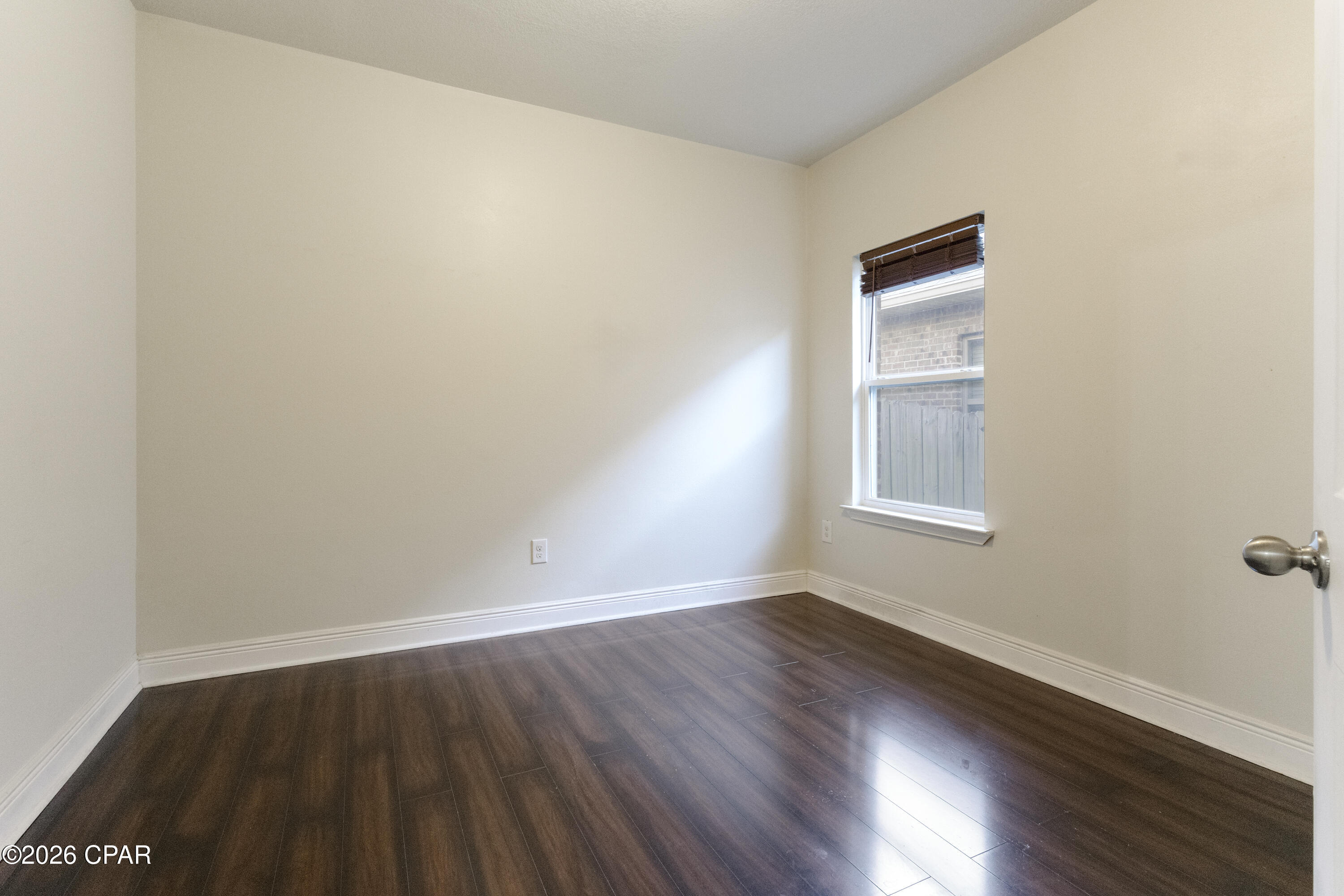 Image 21 For 105 Shoreview Drive