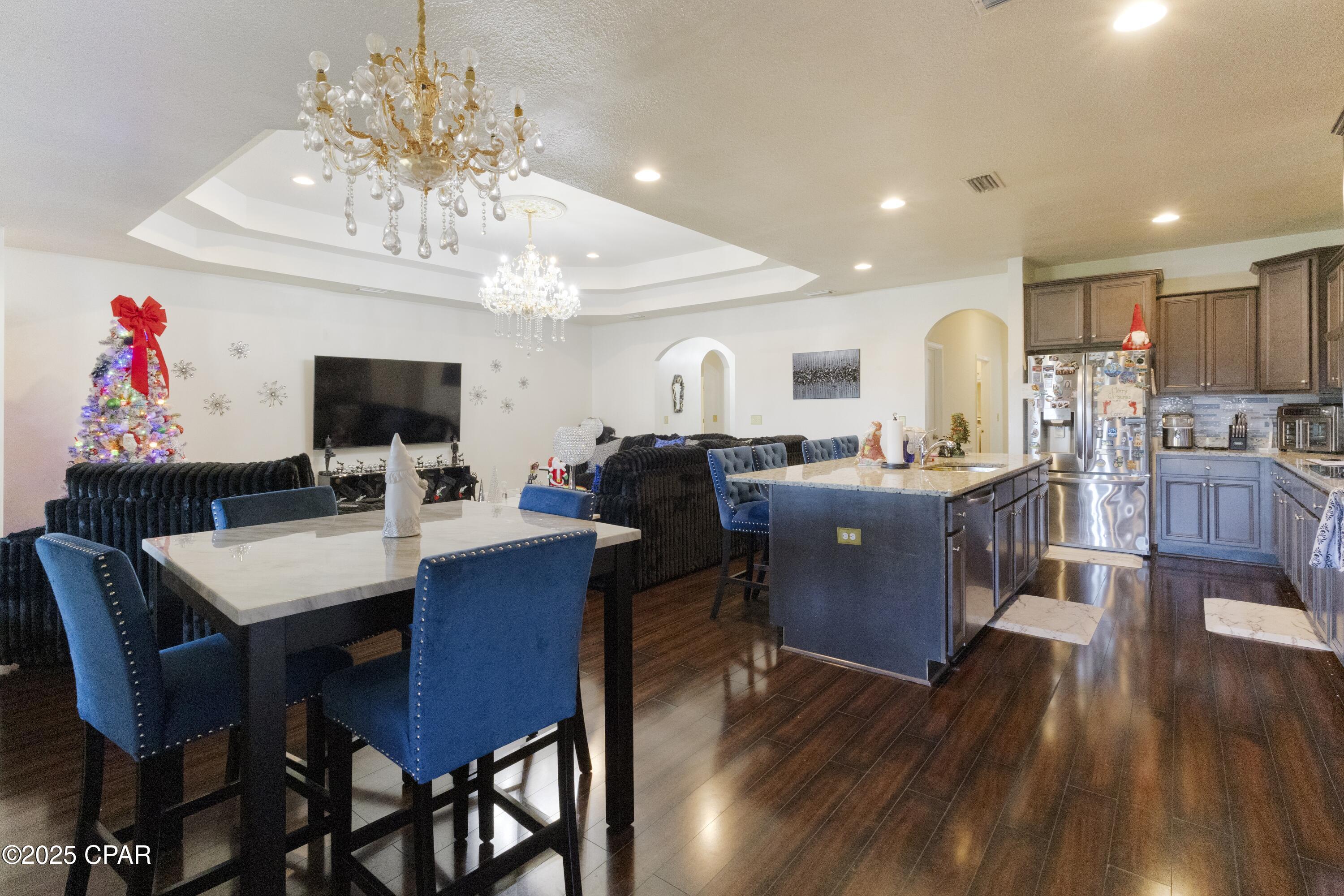 Image 5 For 105 Shoreview Drive