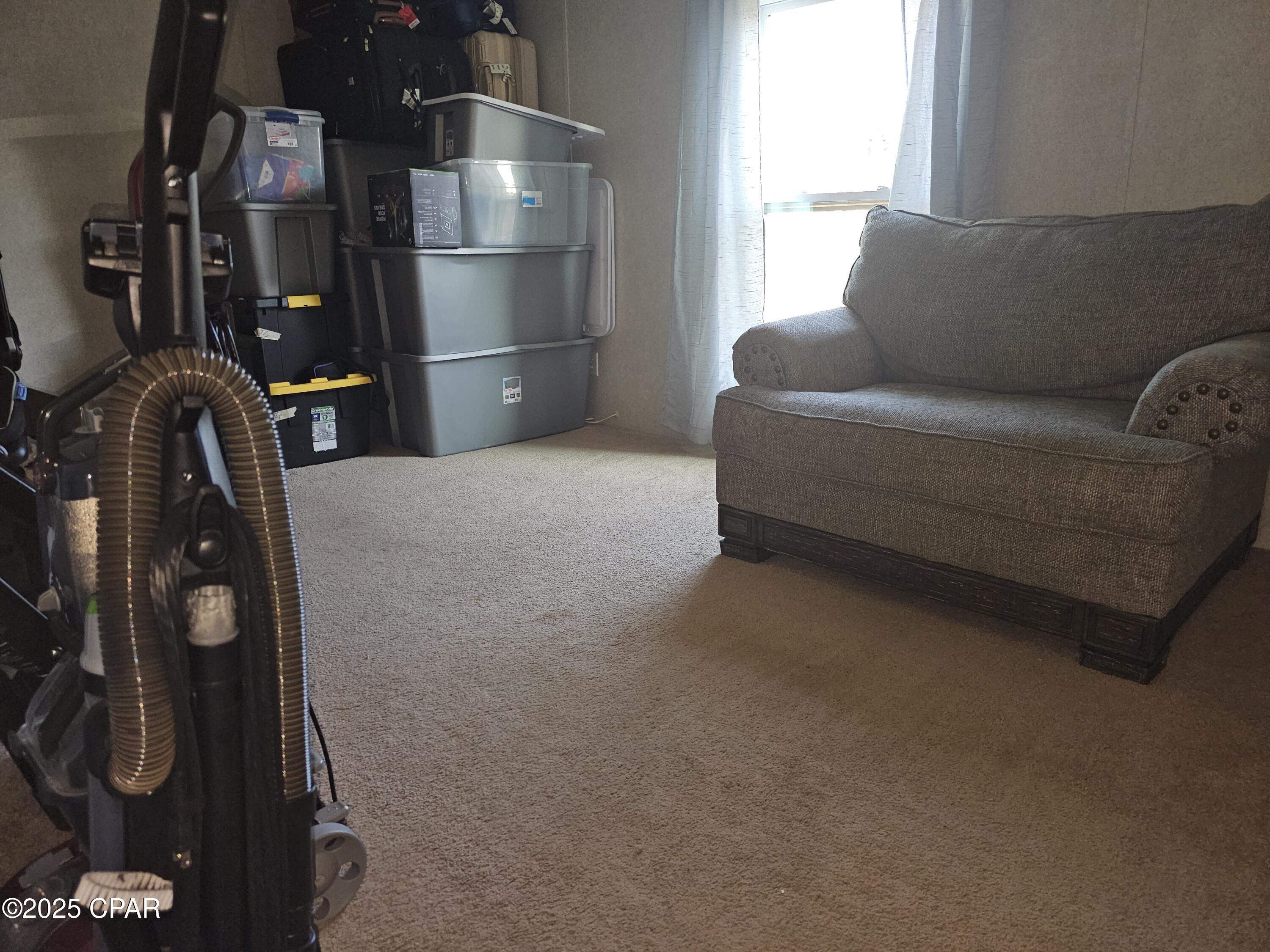 Image 26 For 140 Elm Way 