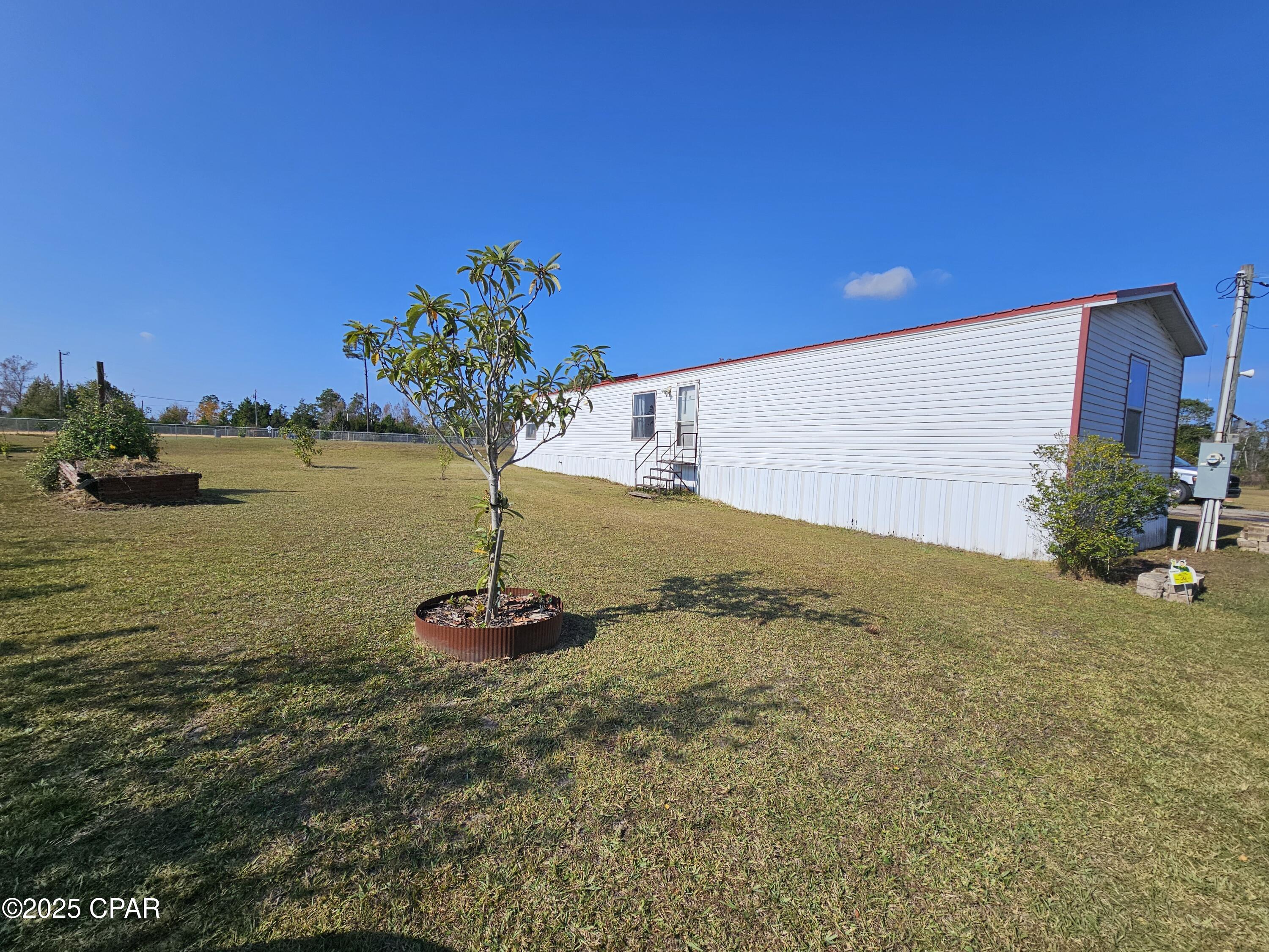 Image 8 For 140 Elm Way 