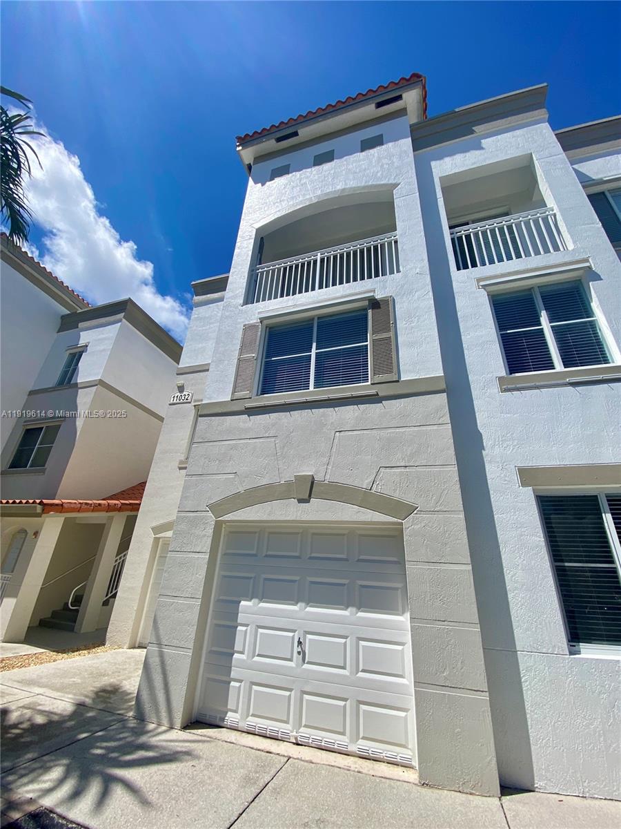 Residences At Legacy Plac