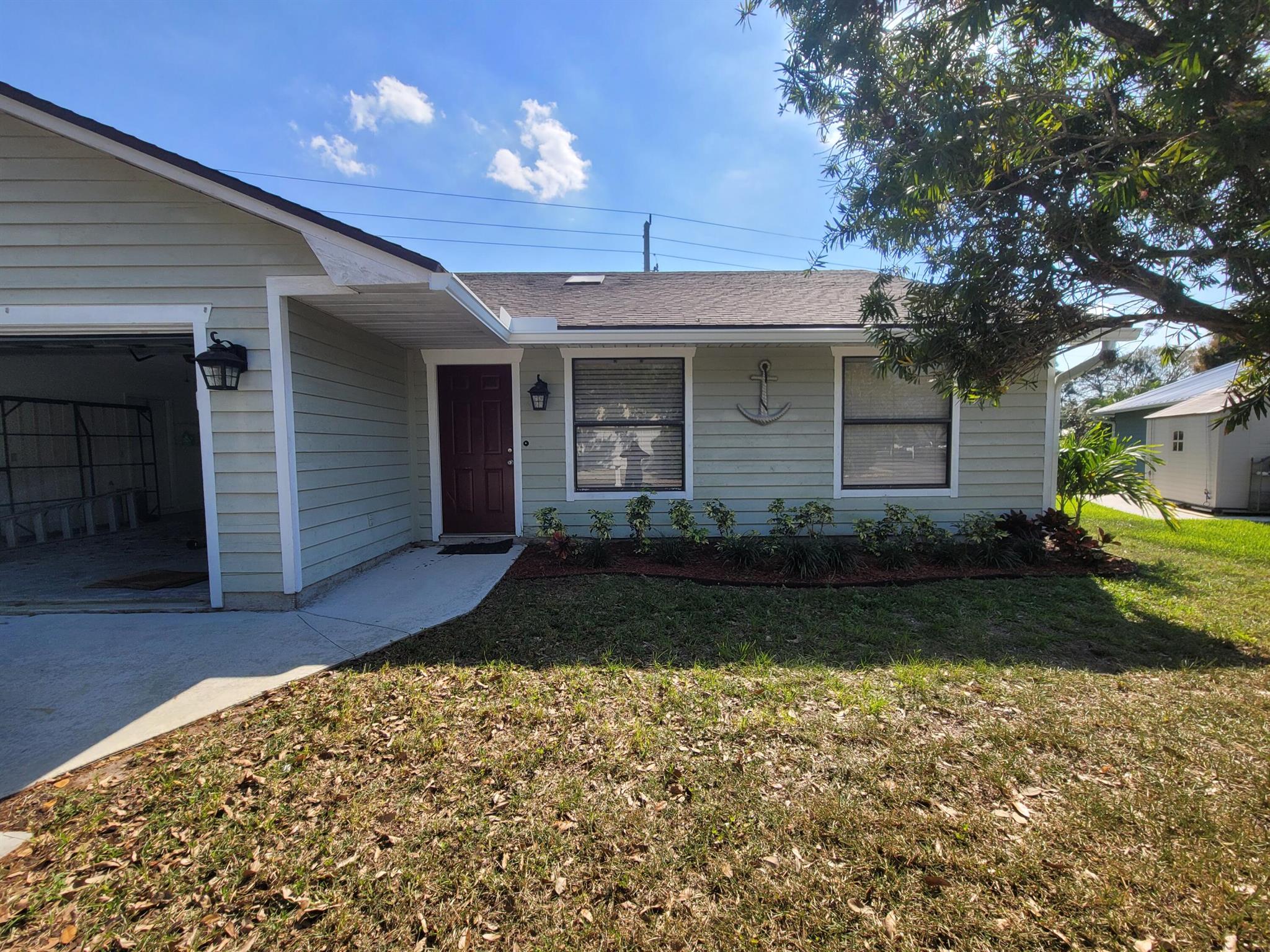 3/2 in the heart of Palm City. Home has been recently painted. AC 2020 and newer Hot water heater. Home in need of a little TLC, bring offers.  Home is Occupied please do not bother tenants.