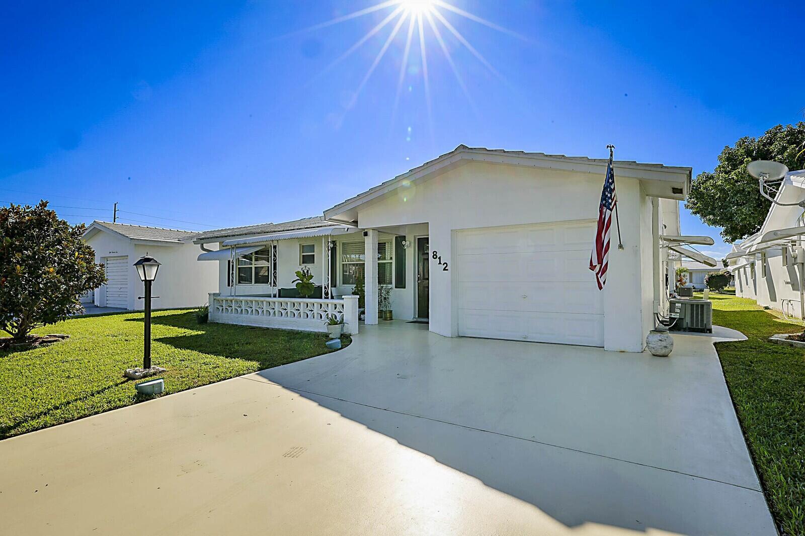 Palm Beach Leisureville S