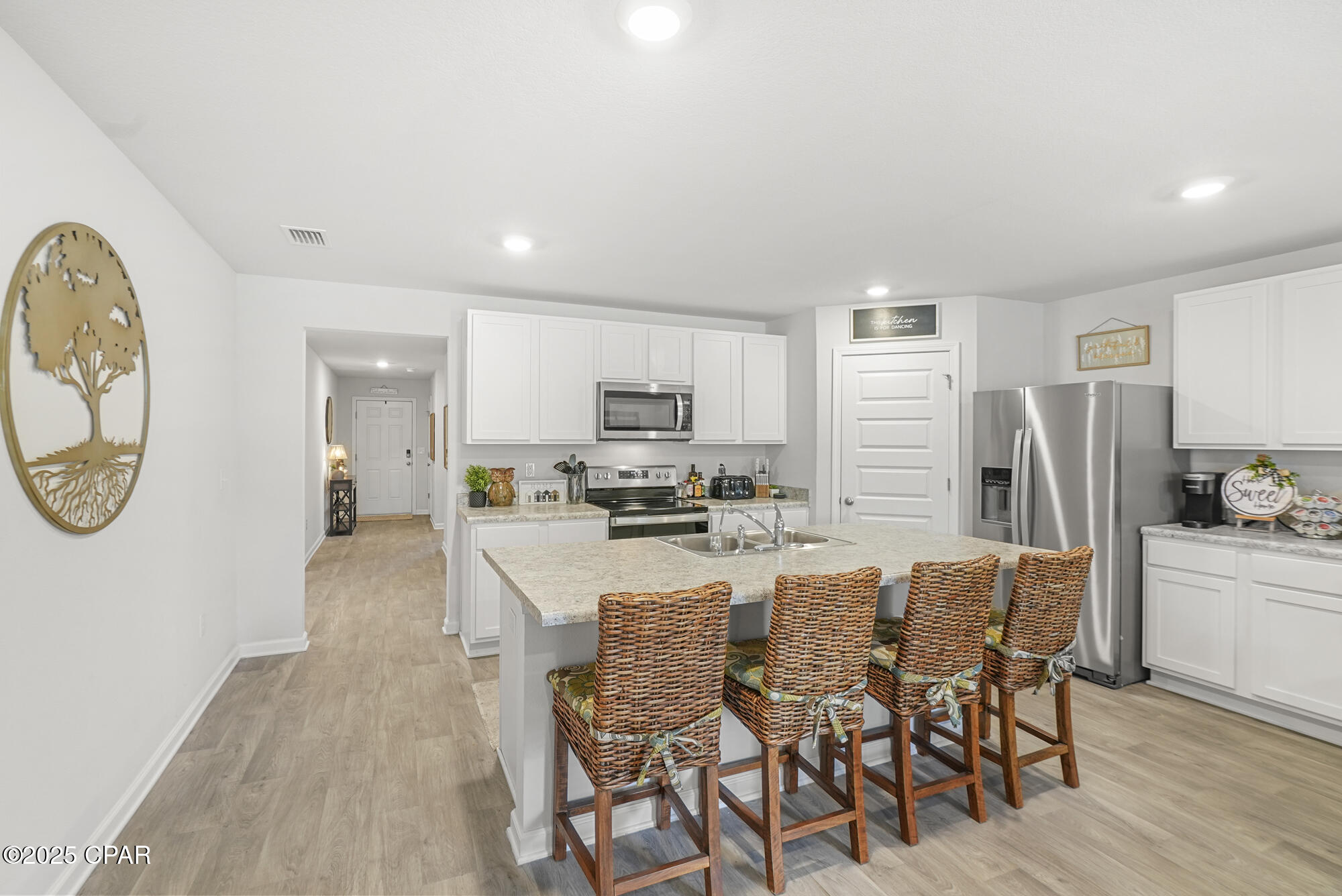 Image 19 For 4016 Silver Spur Road