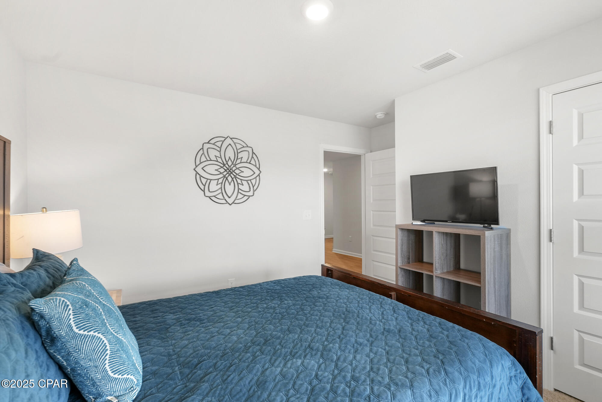 Image 9 For 4016 Silver Spur Road