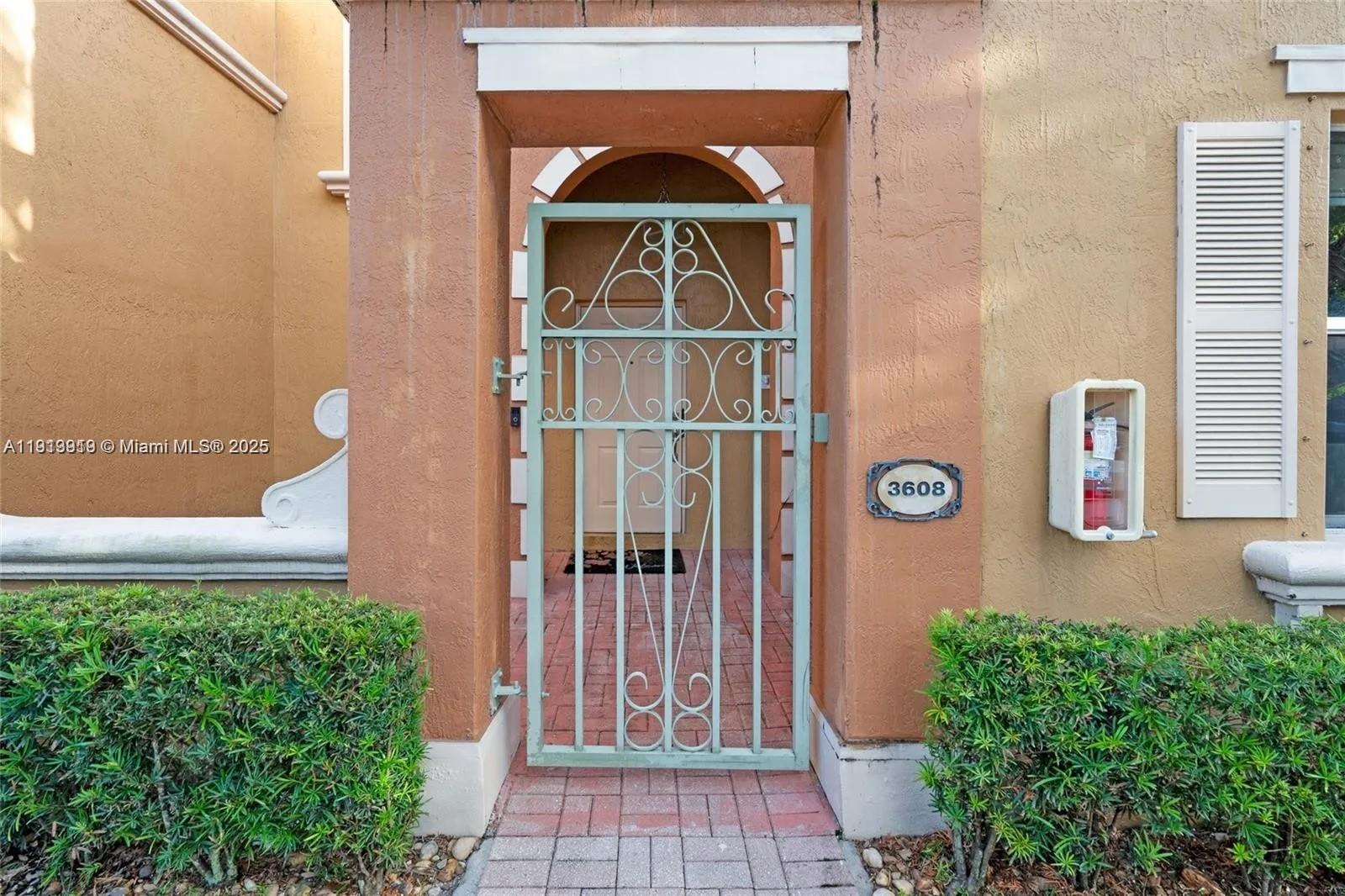Villa Vizcaya Condo