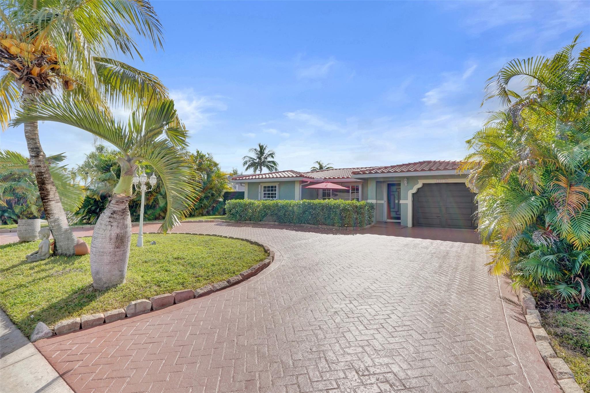 Westwood Commy 6 81-35 B