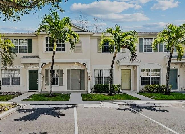 Banyan Oakridge Commercia