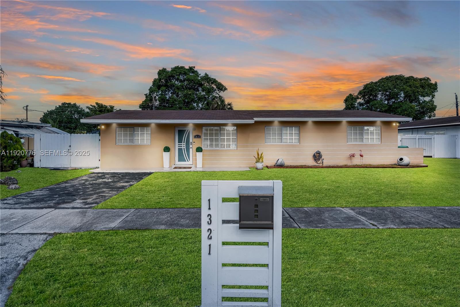 Scott Lake Manor Sec 8