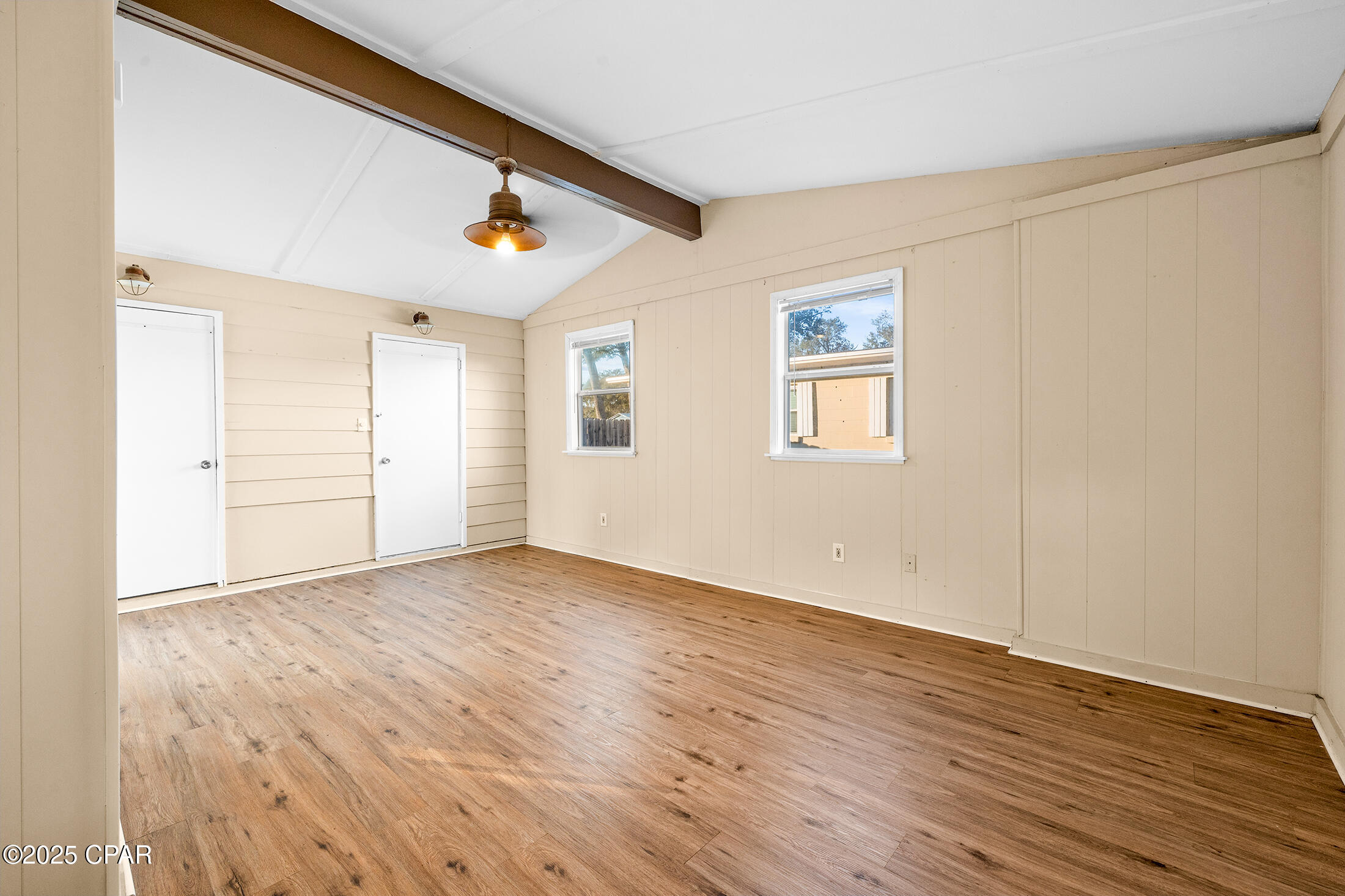 Image 10 For 522 Shade Street