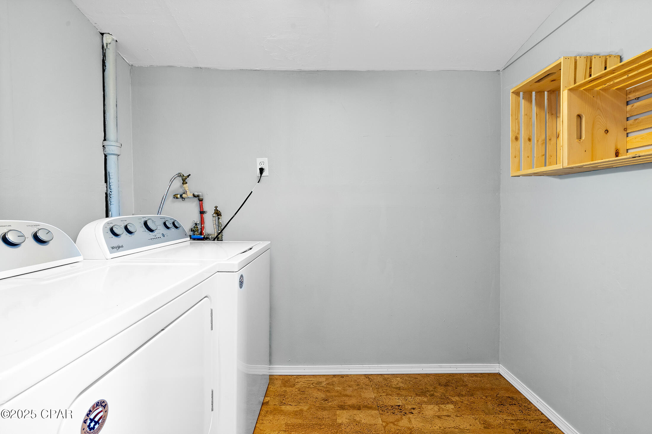 Image 12 For 522 Shade Street