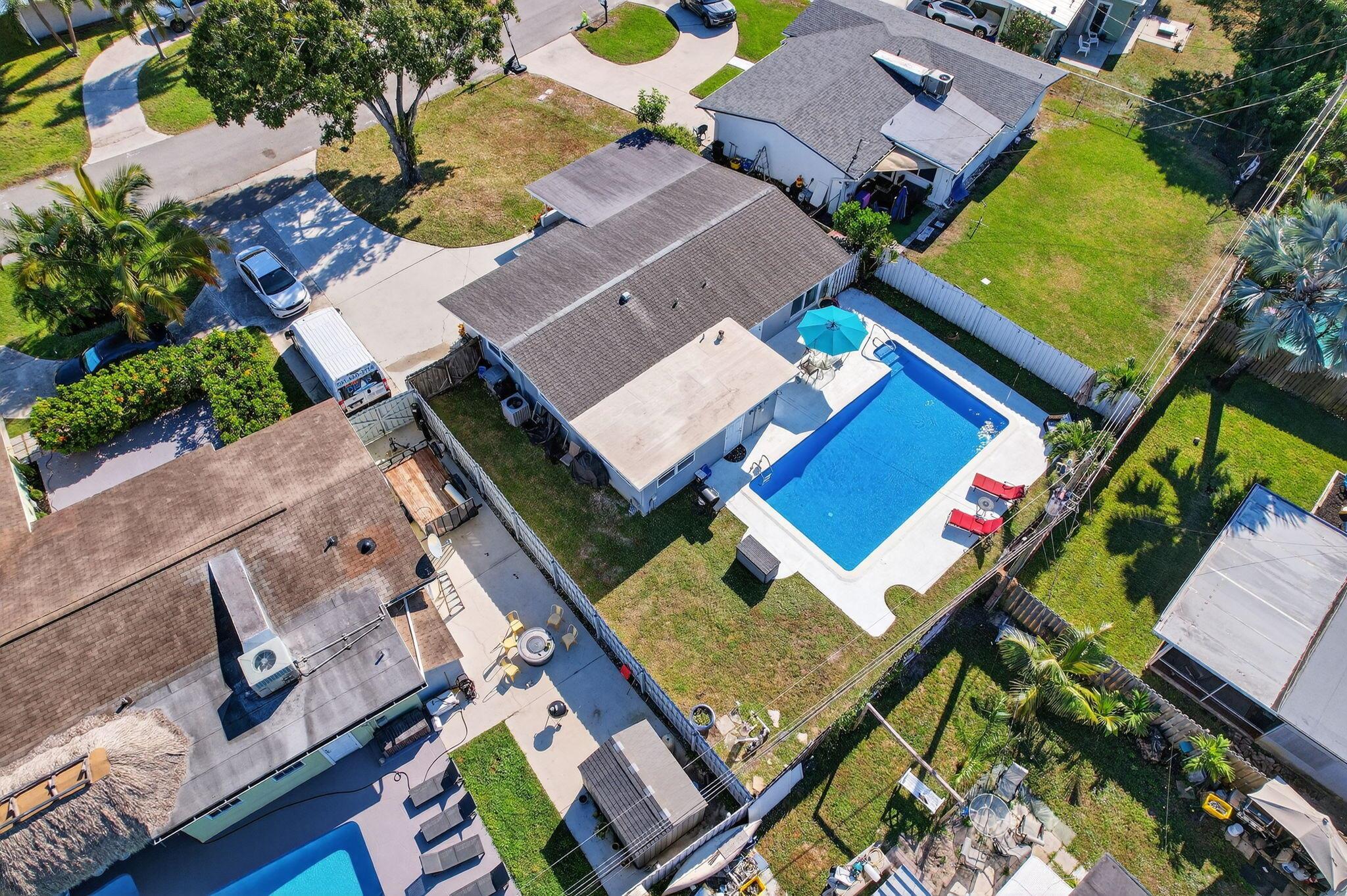 Homes for sale in Palm Beach Gardens, FL | 511 Iris Avenue, Palm Beach Gardens, FL 33410 | MLS# R11143410