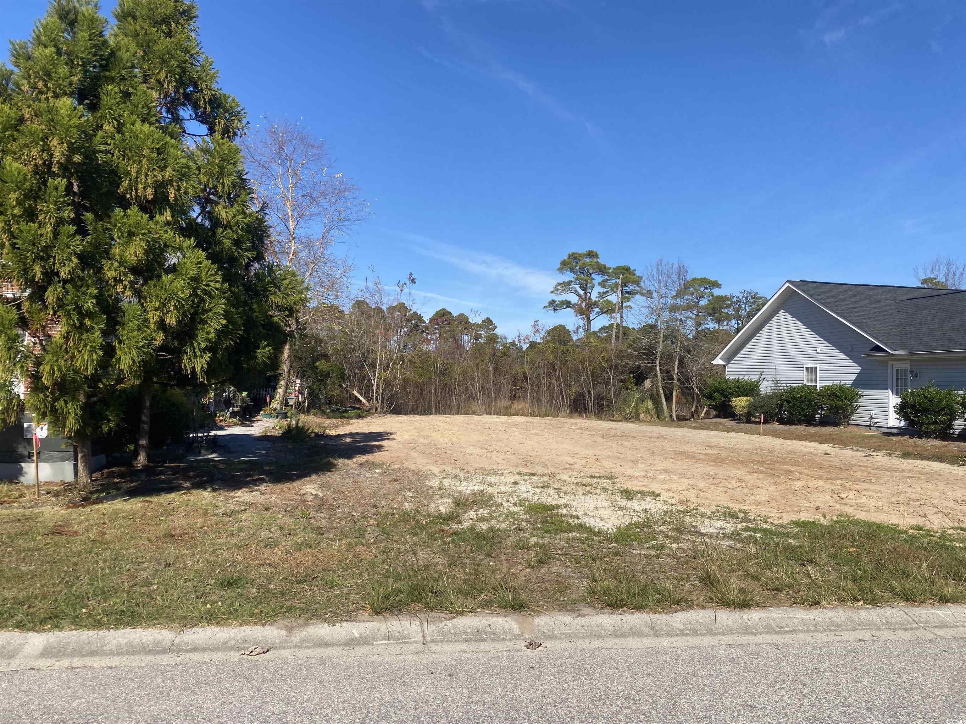 2485 Burning Tree Ln. Little River, SC 29566