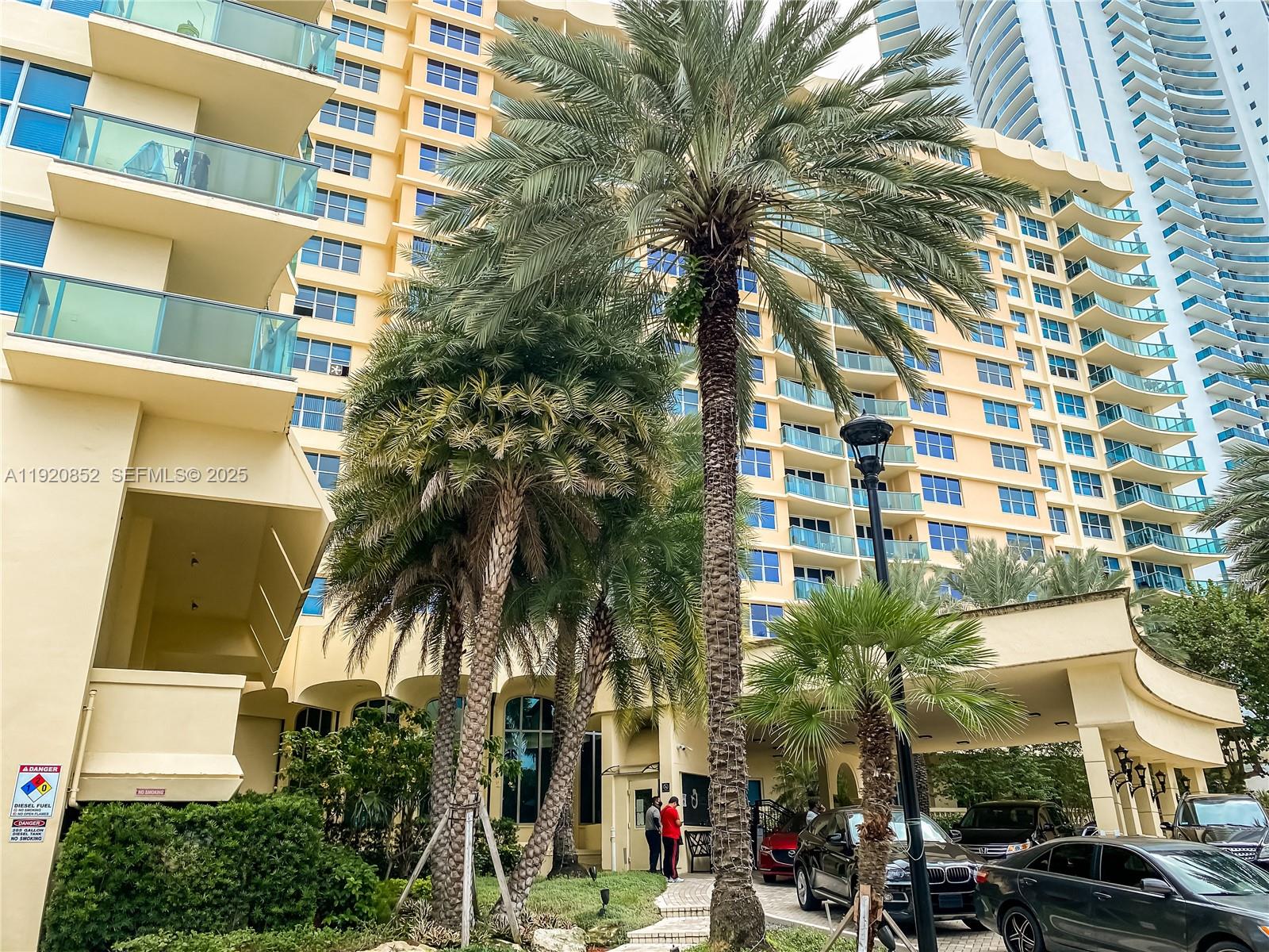 Wave Condo