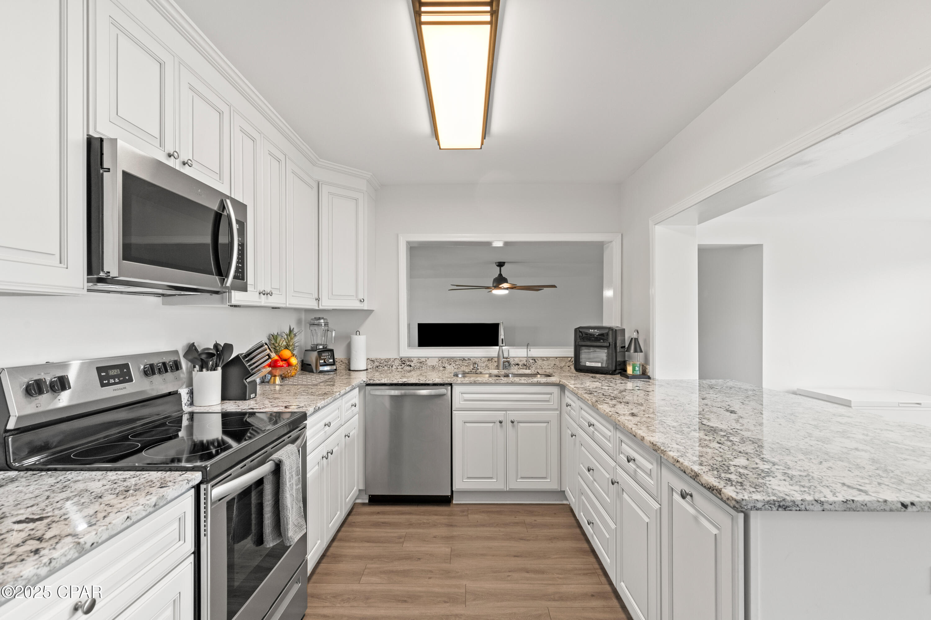 Image 12 For 1914 Clay Avenue