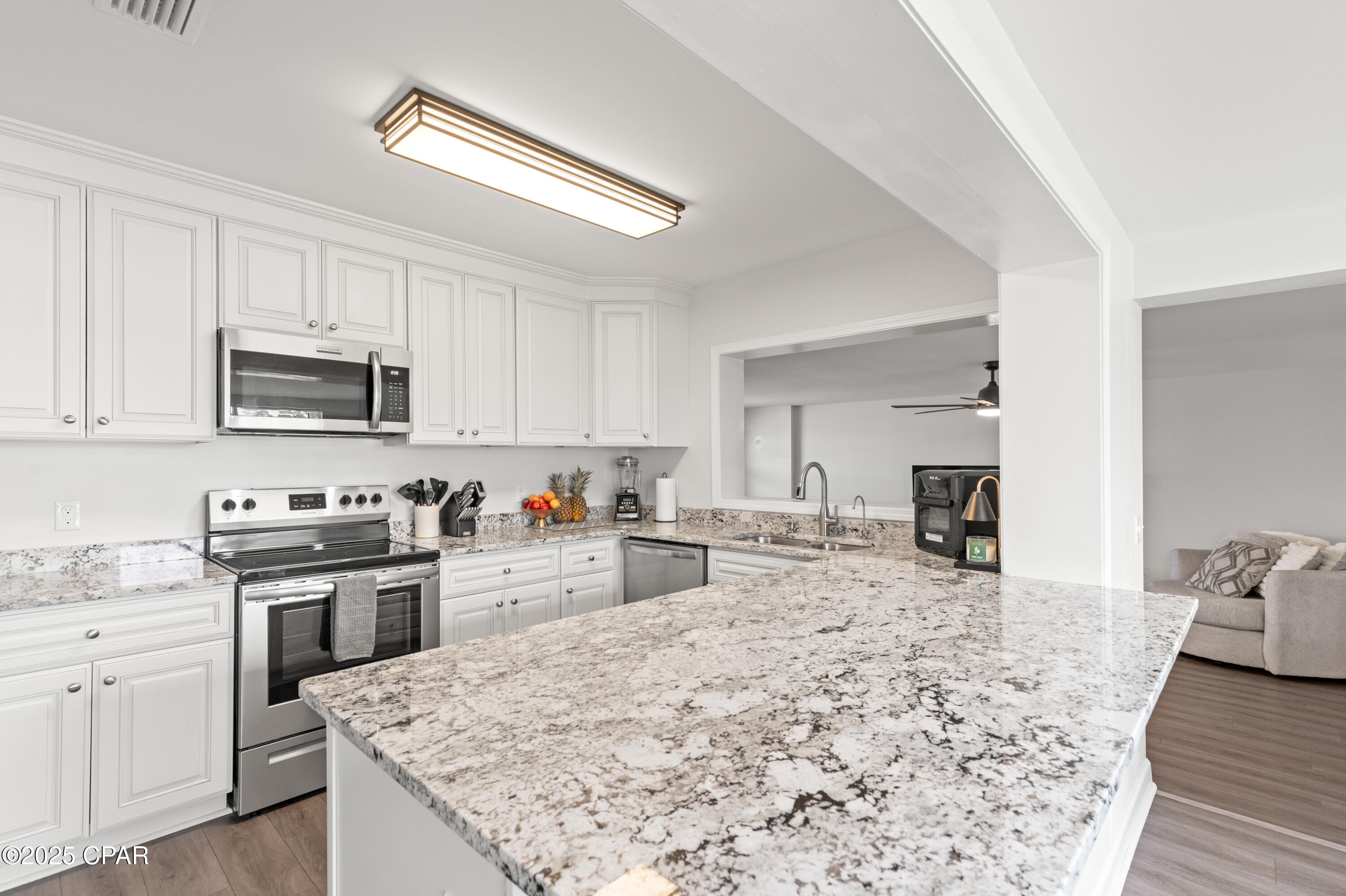 Image 13 For 1914 Clay Avenue