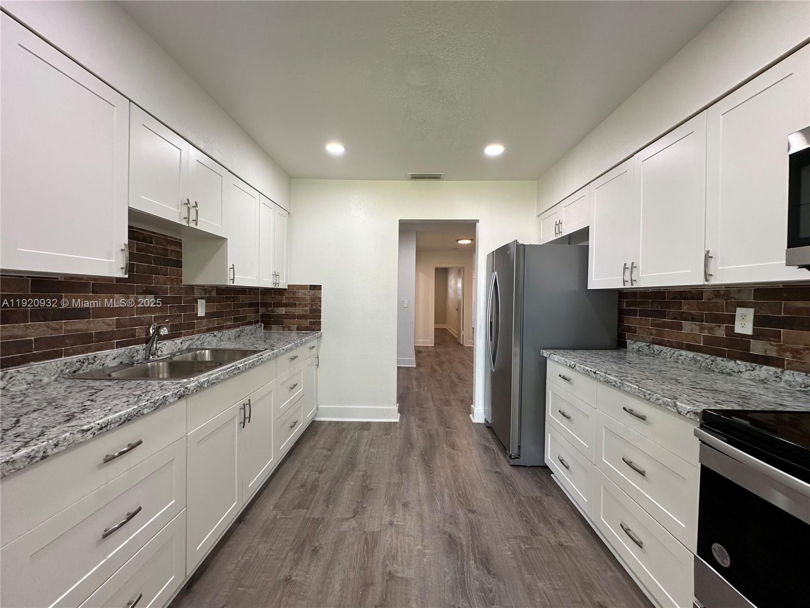 Town Of Hallandale B-13