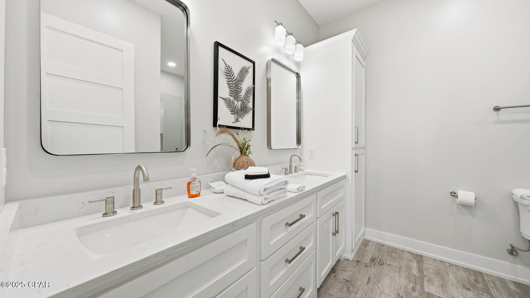 Image 27 For 316 Lakeshore Drive