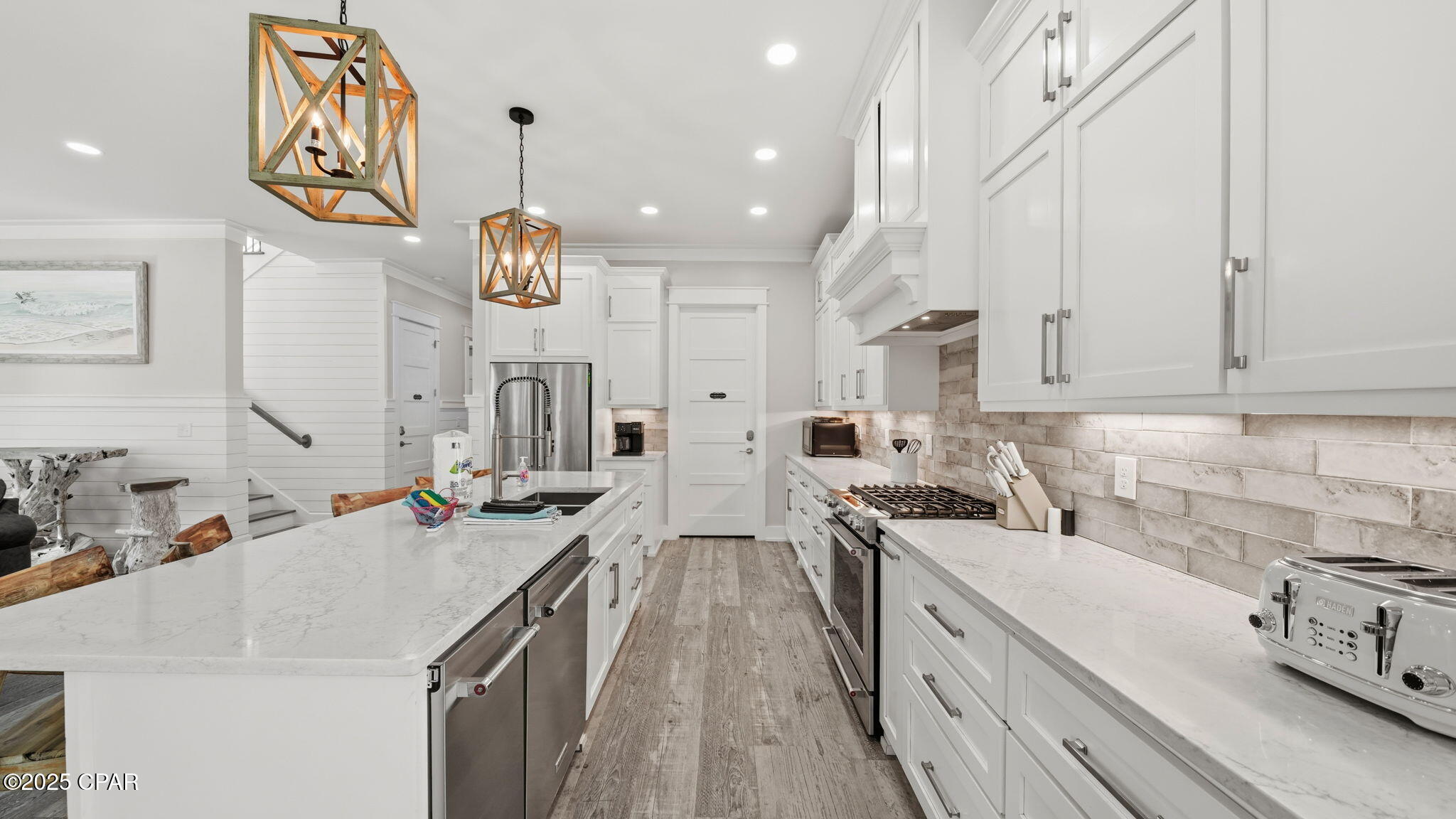 Image 6 For 316 Lakeshore Drive