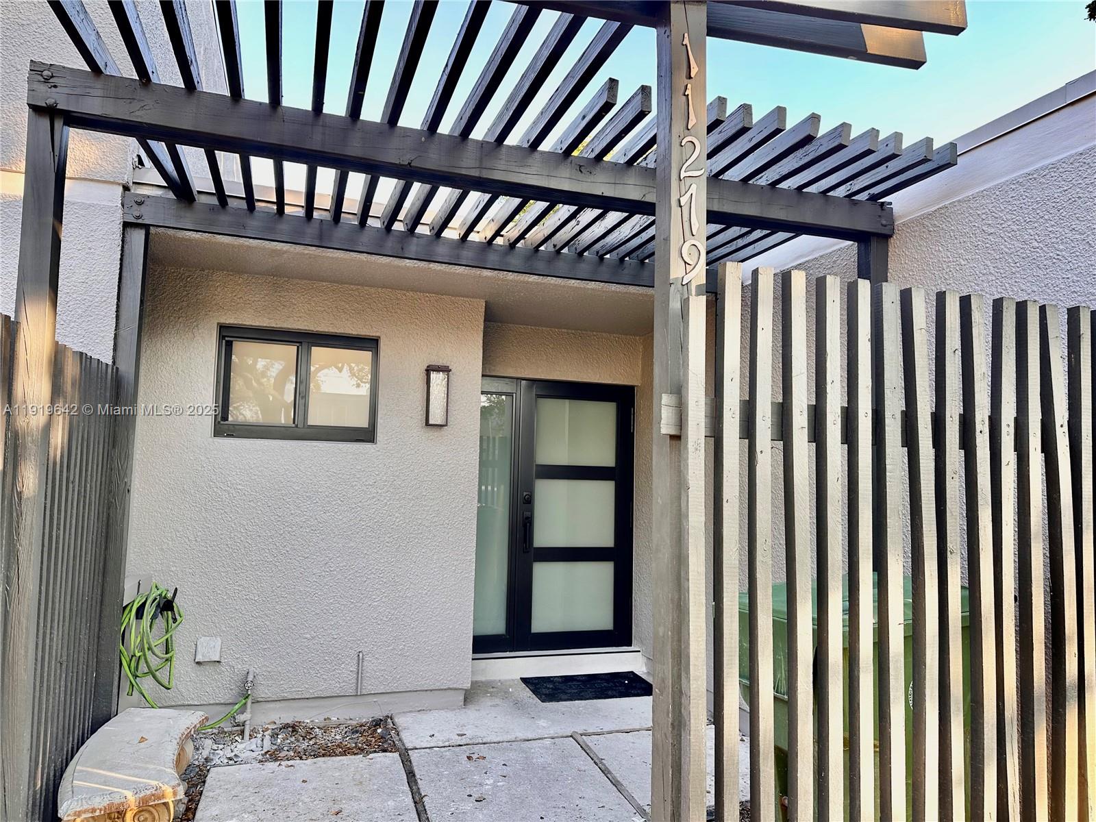 Everglade Sugar & Land Co