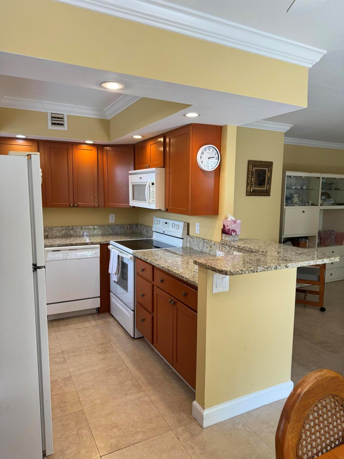 Kings Point Saxony Condos