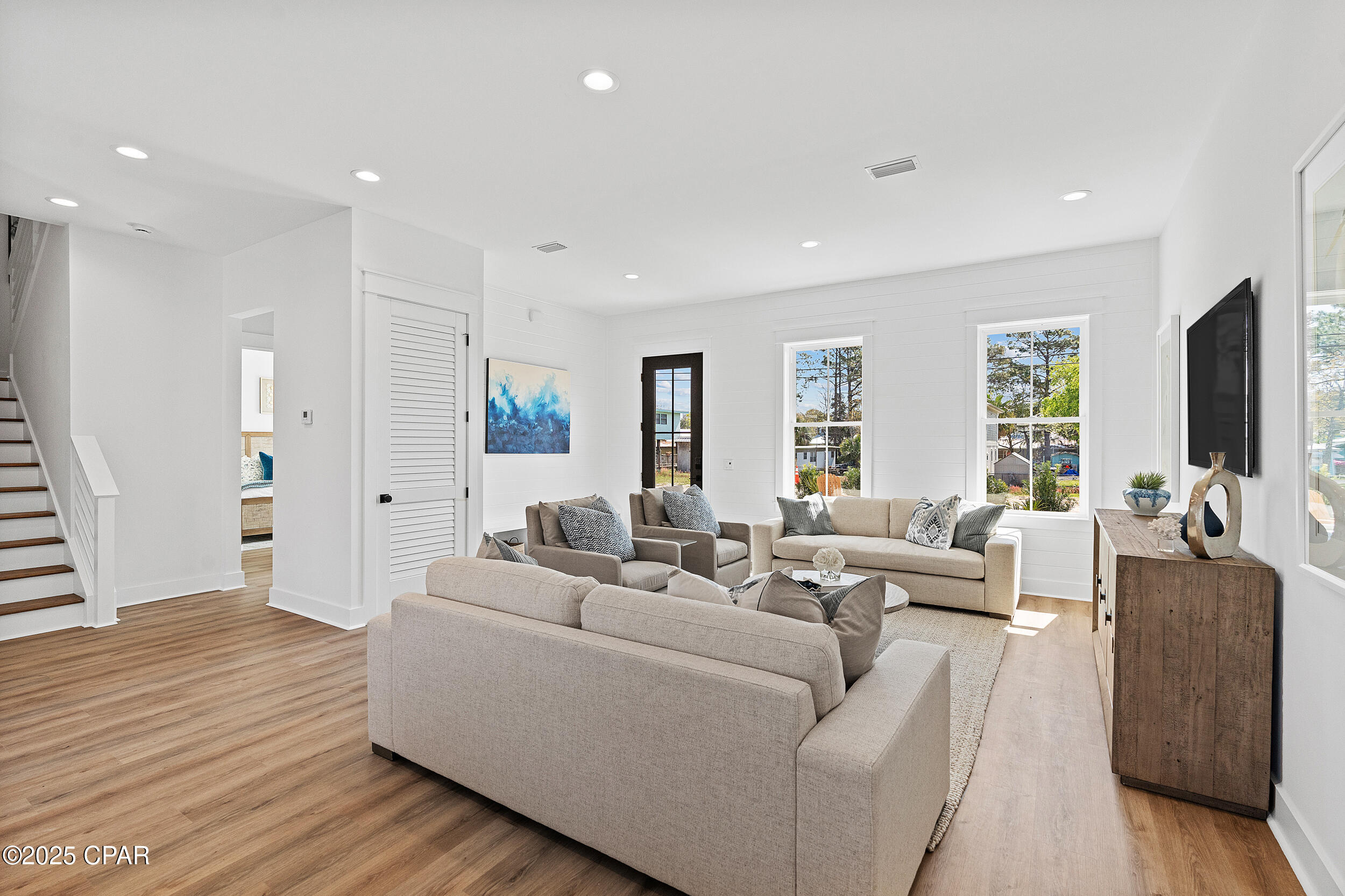 Image 34 For 211 & 213 Venado Place