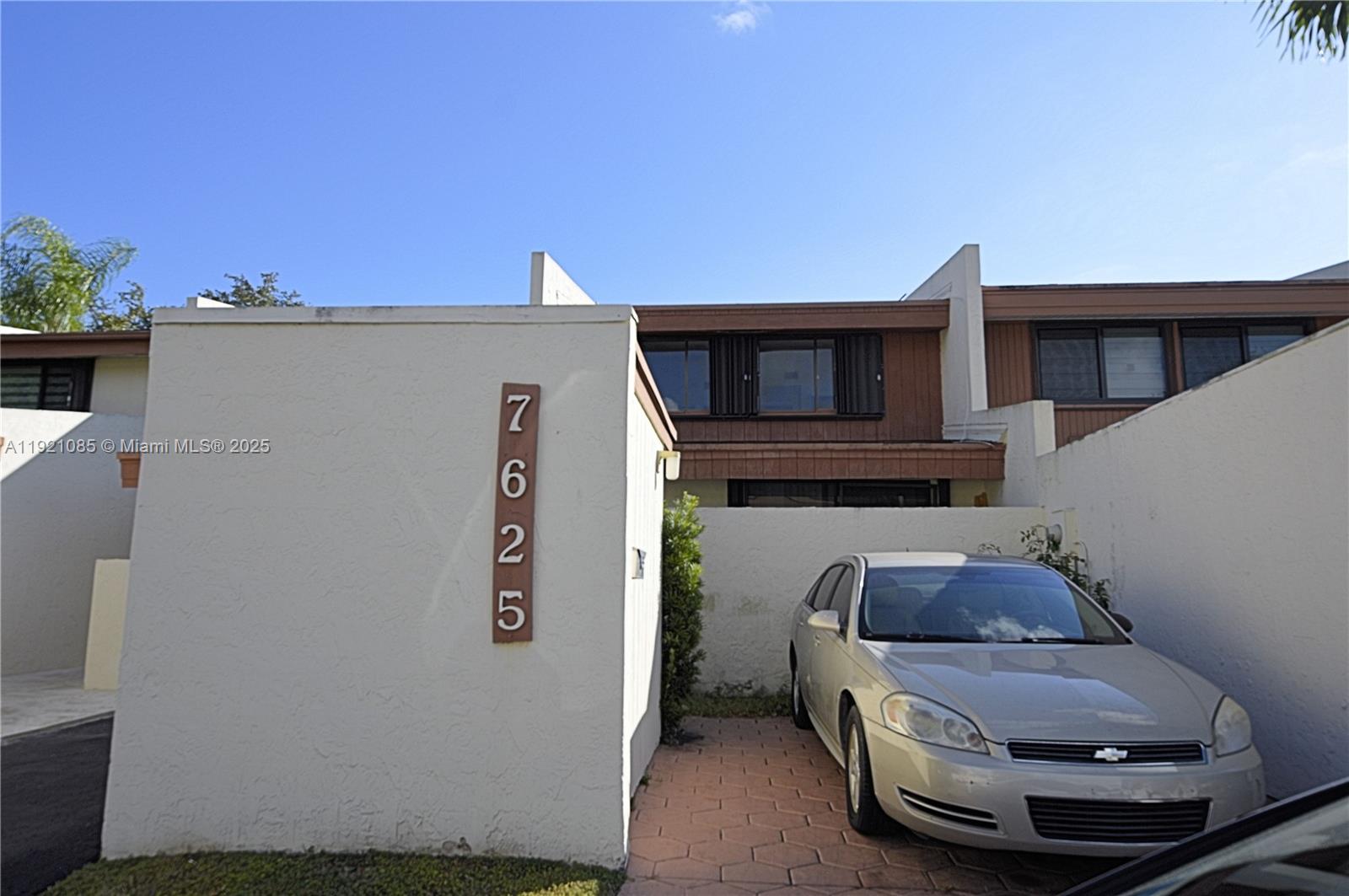 Sunset Kendall Villas