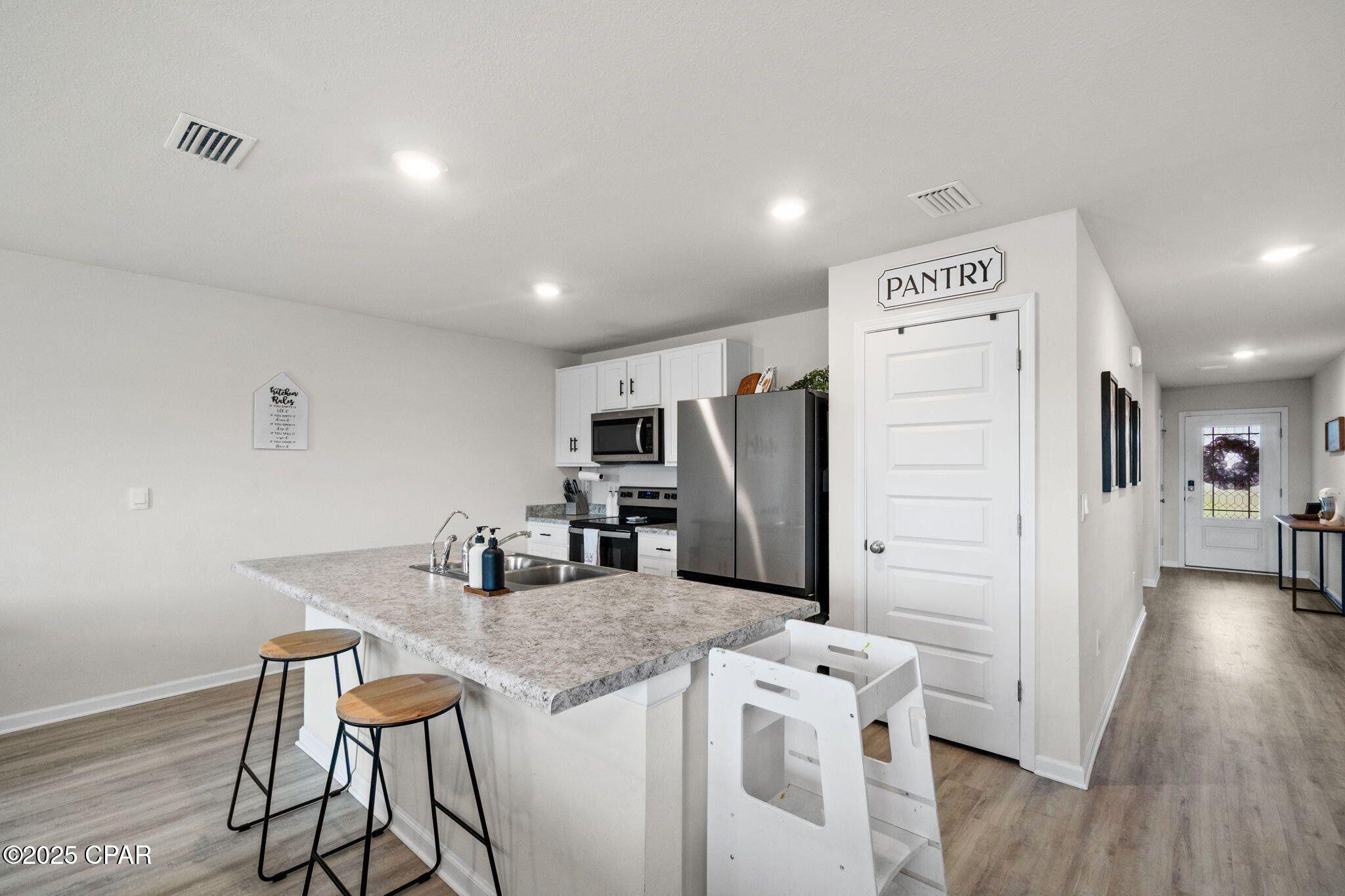 Image 5 For 4873 Shurer Lane