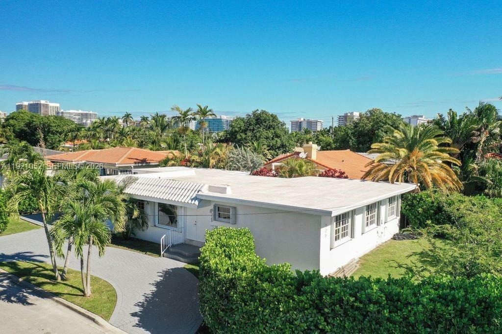 725 91st St Unit ., Surfside, Florida 33154