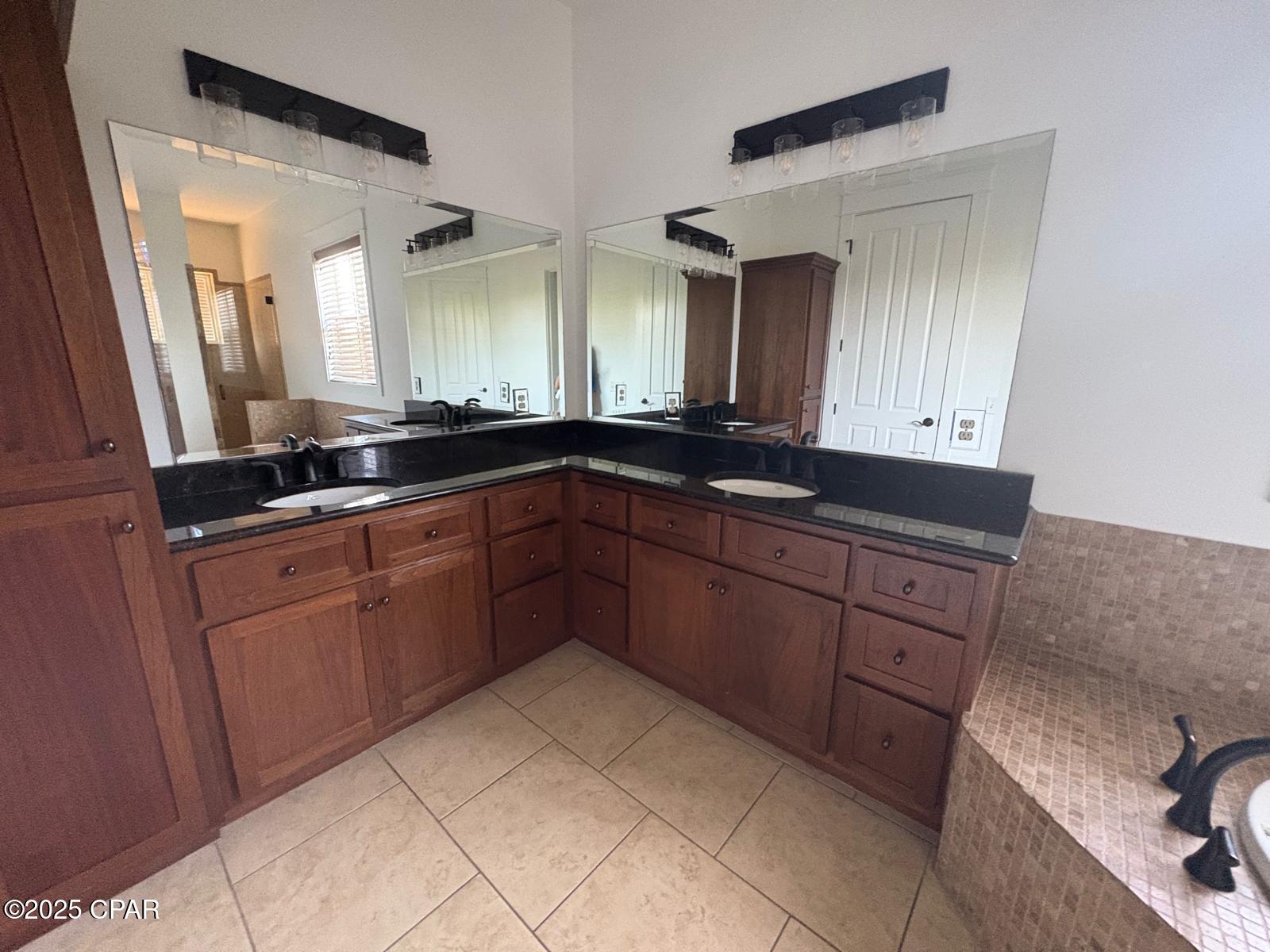 Image 6 For 5303 Hopetown Lane